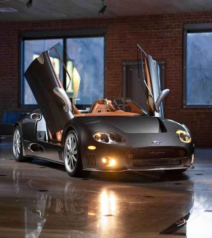 SPYKER C8 Spyder V8