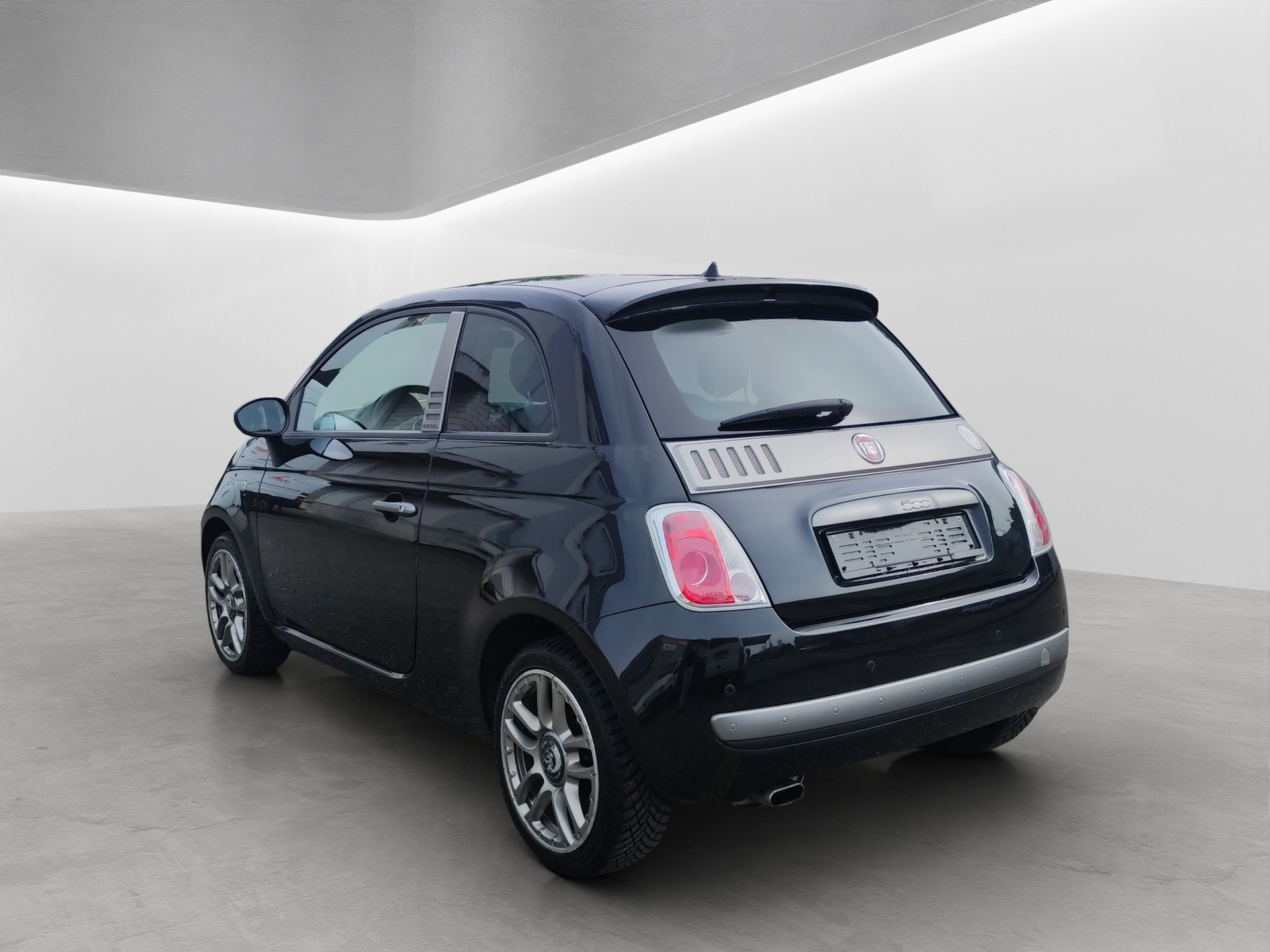 FIAT 500 1.2 by Diesel Dualogic-showroom-element-3