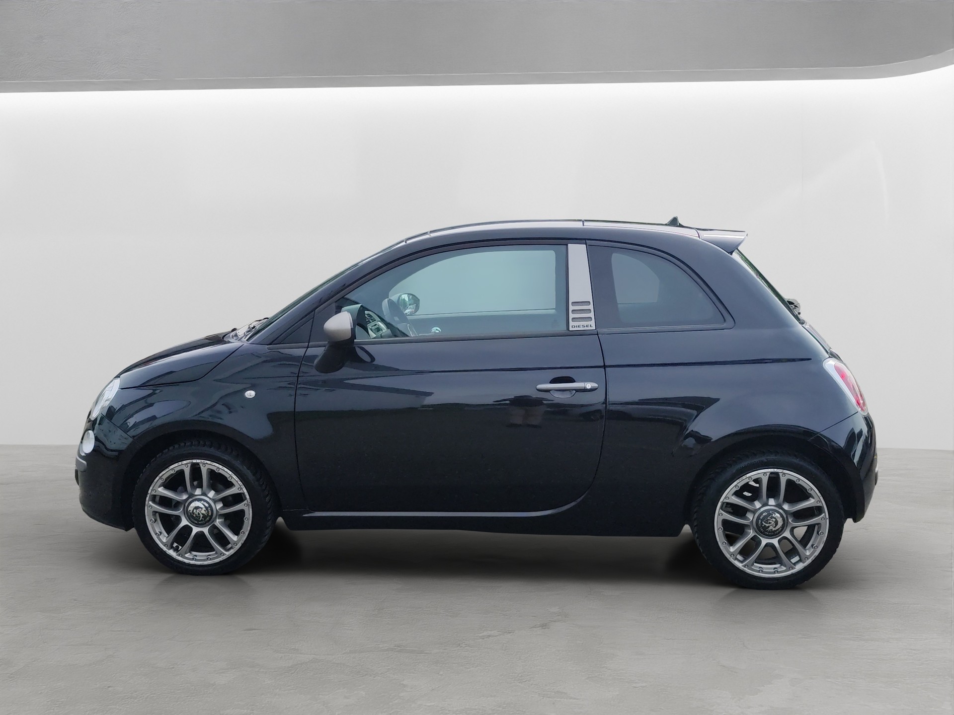 FIAT 500 1.2 by Diesel Dualogic-showroom-element-2