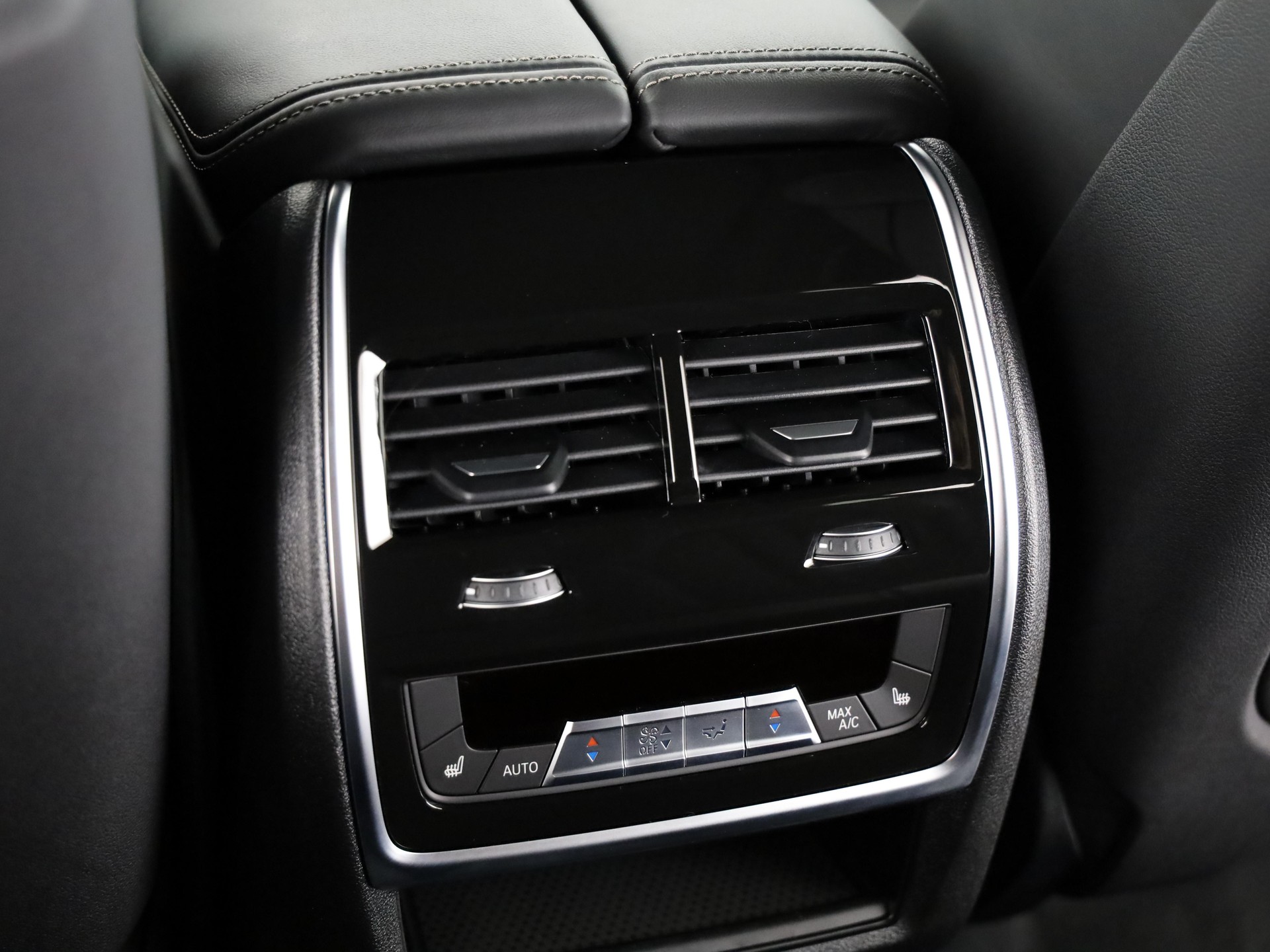 BMW X5 40d xDrive SAG-image-16