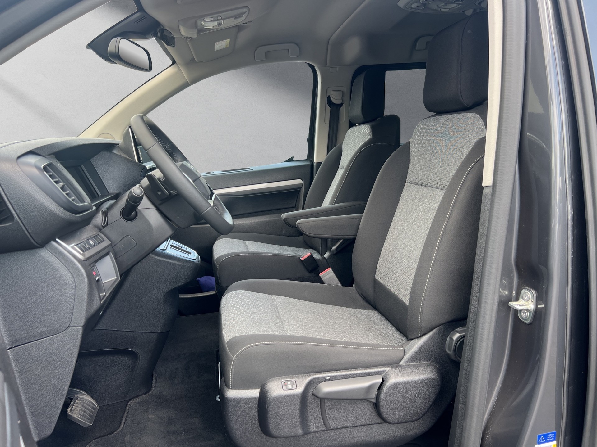 TOYOTA PROACE Verso L2 2.0 D Trend-image-8