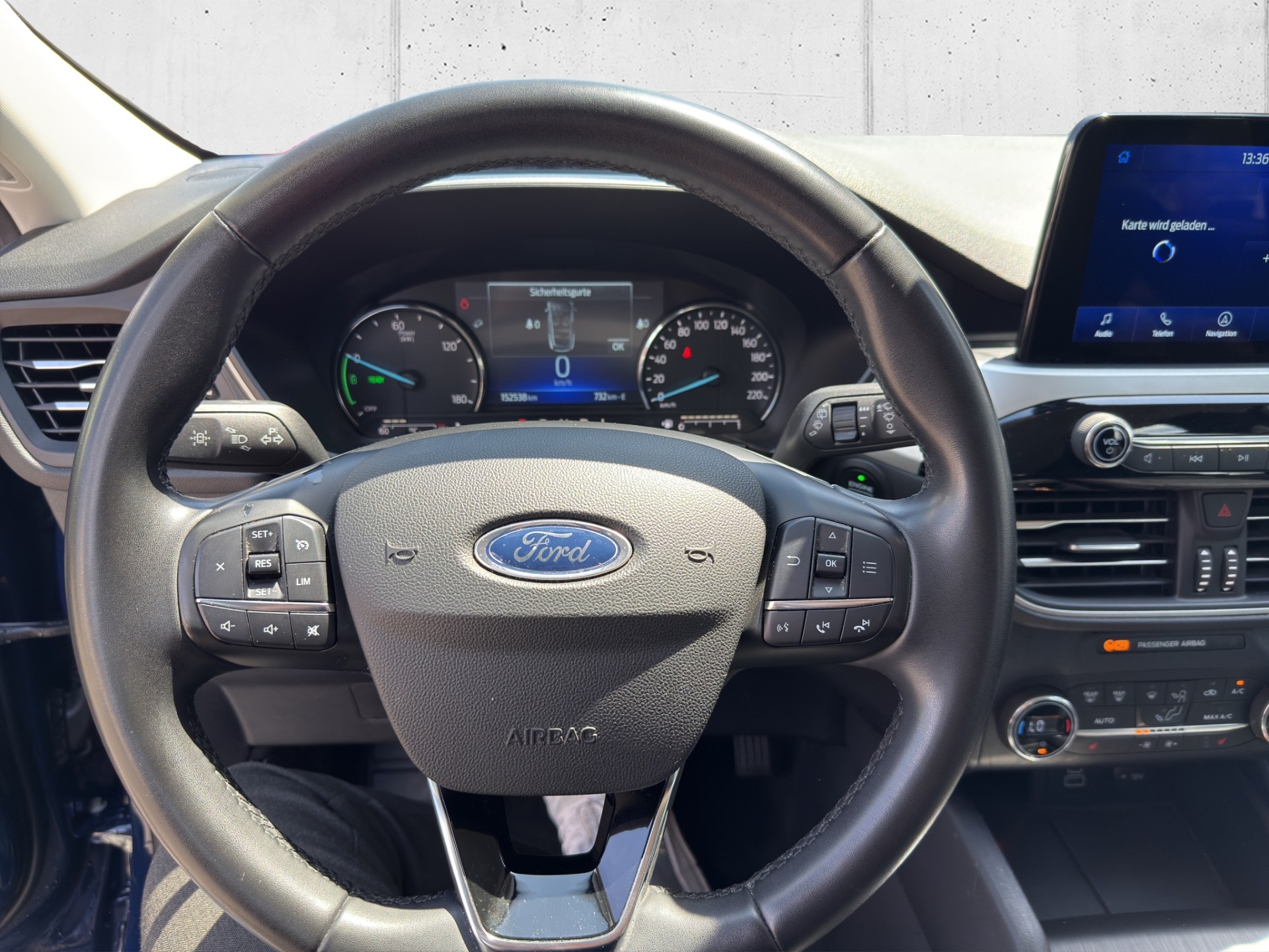 FORD Kuga 2.5 Hybrid Cool & Connect 4x4-image-9