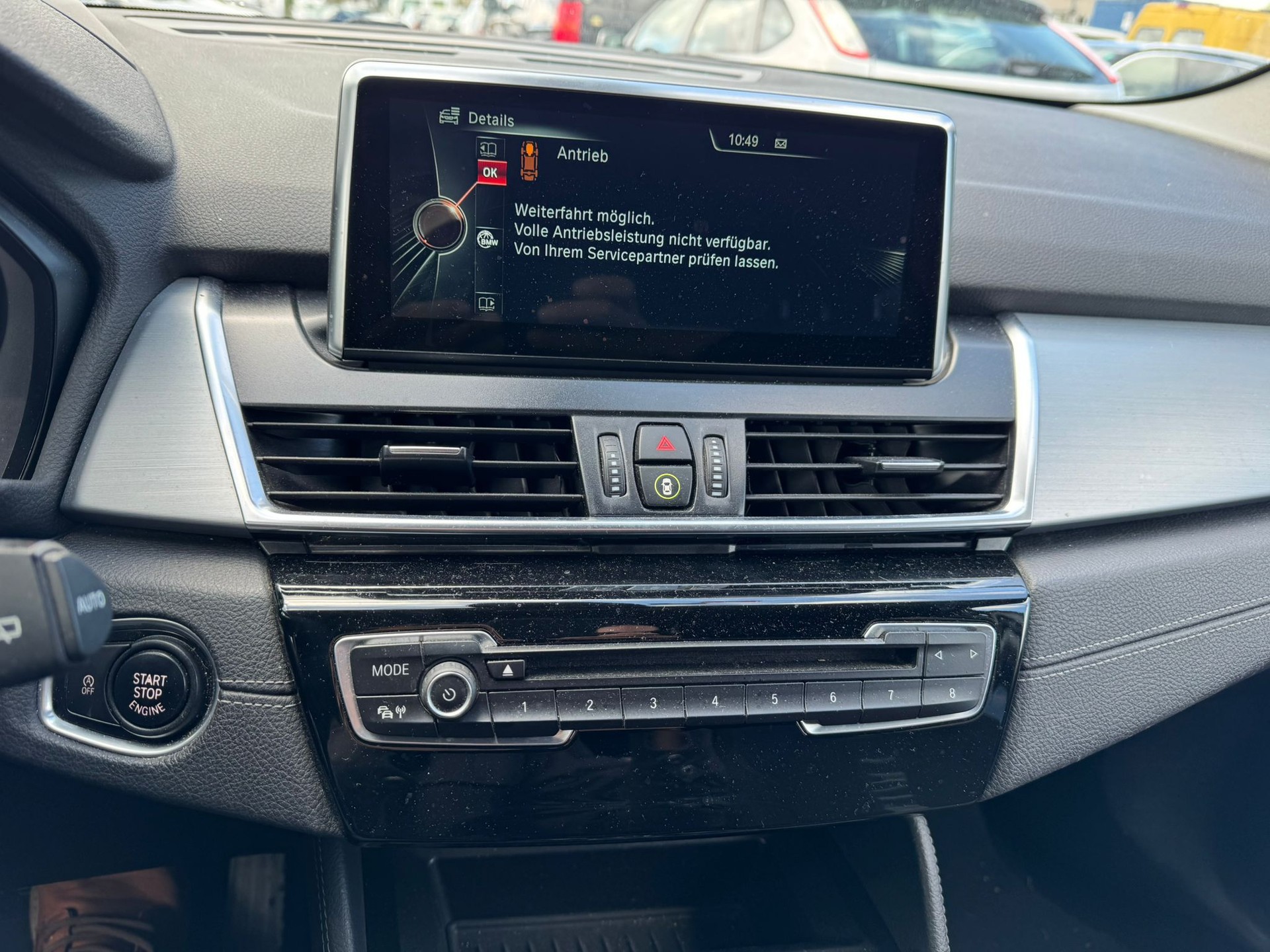 BMW 218d Gran Tourer Steptronic-image-12