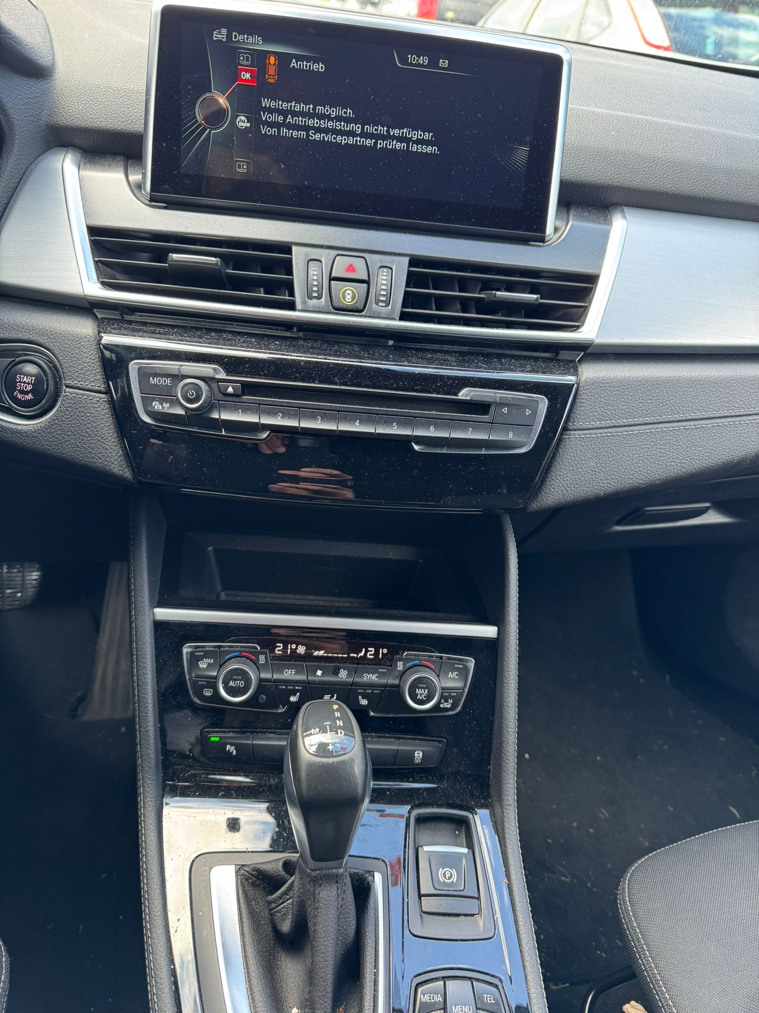 BMW 218d Gran Tourer Steptronic-image-13