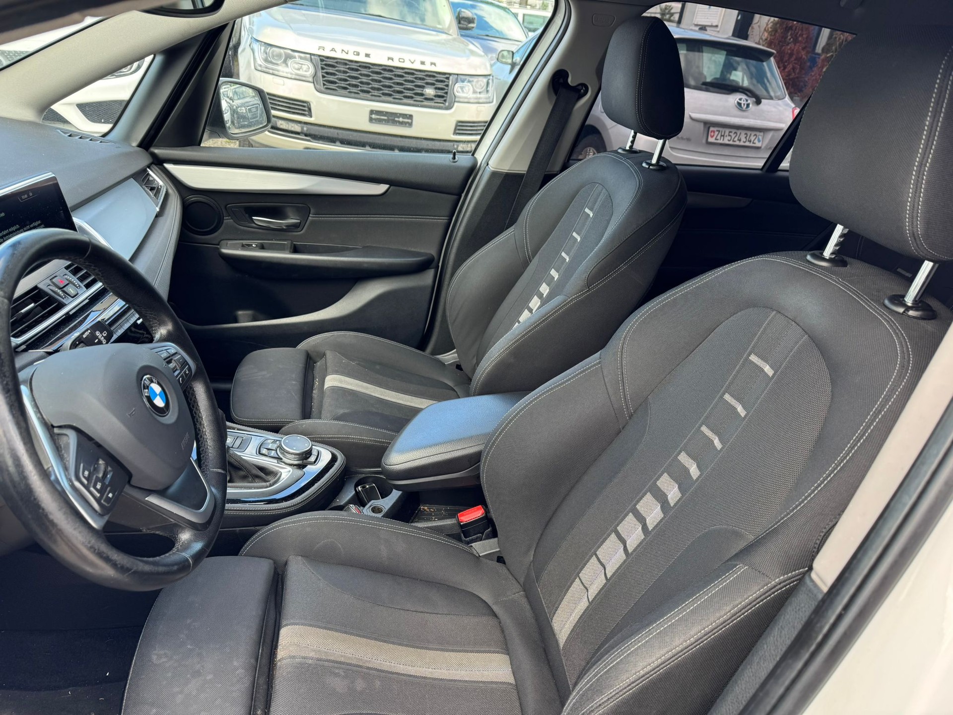 BMW 218d Gran Tourer Steptronic-image-14