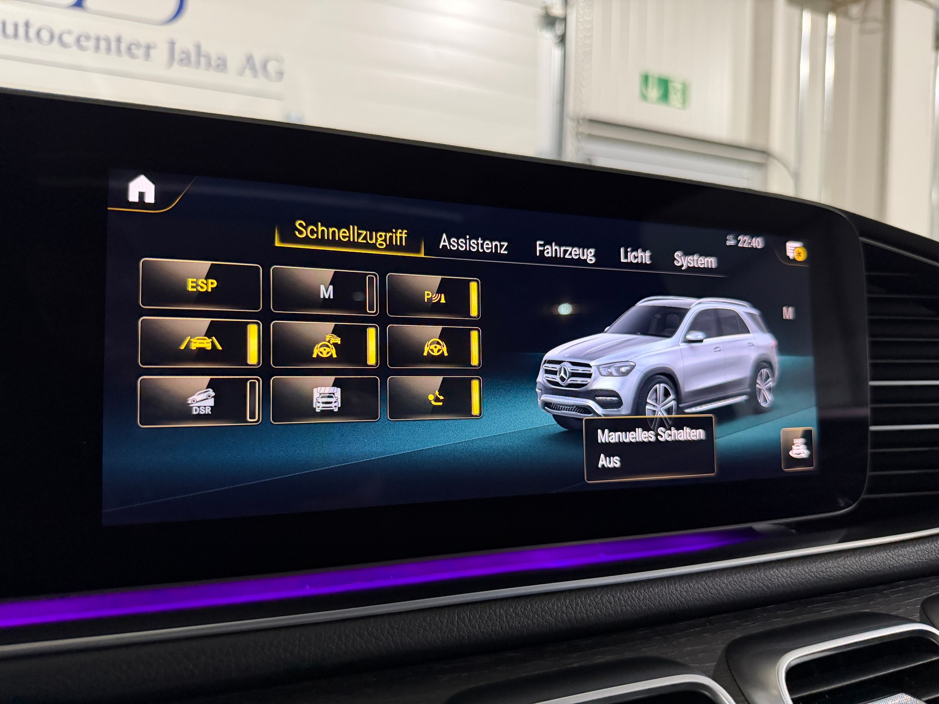 MERCEDES-BENZ GLE 400 d 4Matic AMG Line 9G-Tronic (CH) AHK 2.7T-image-12