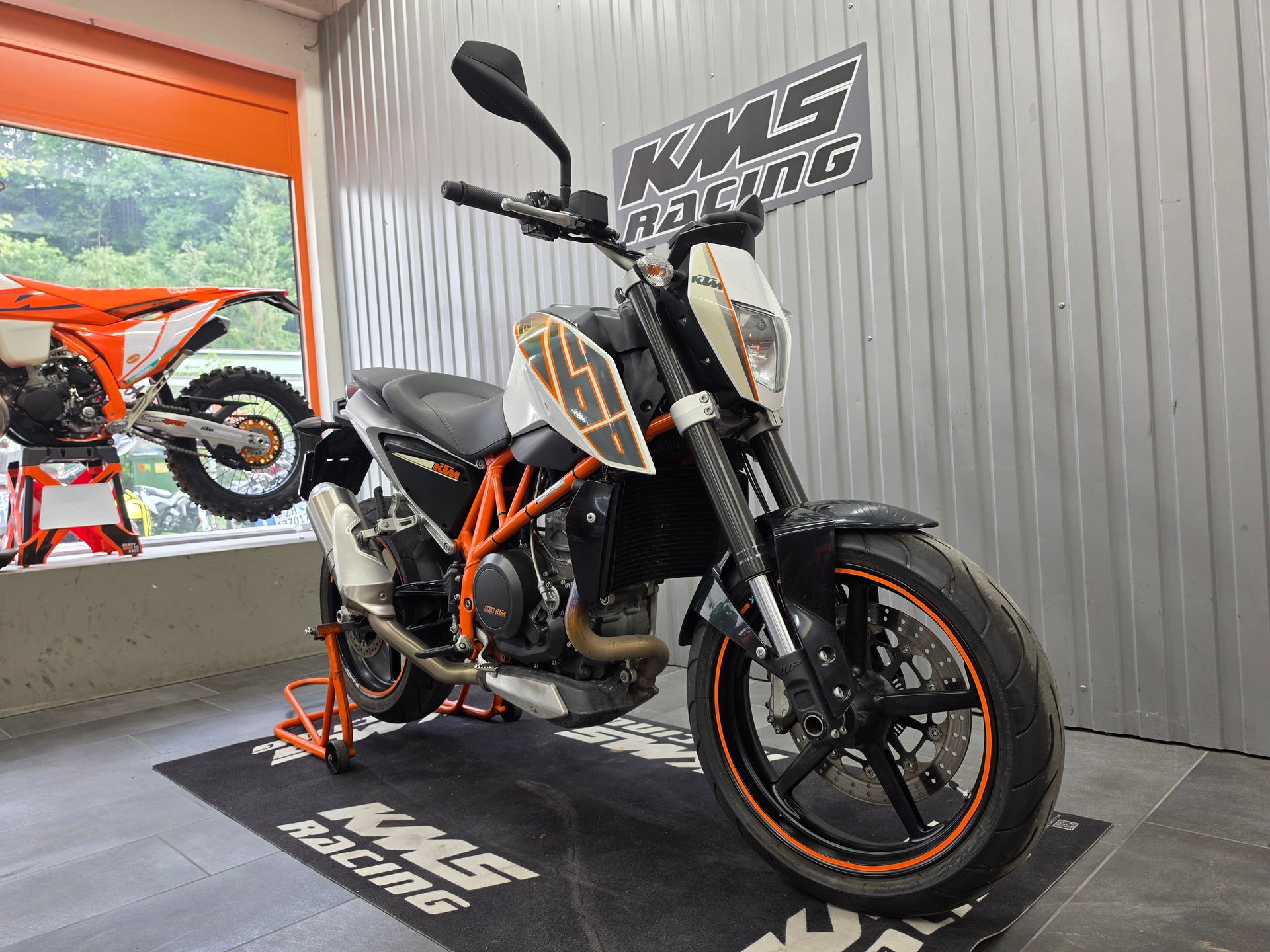 KTM 690 Duke ABS (35kW)-image-0