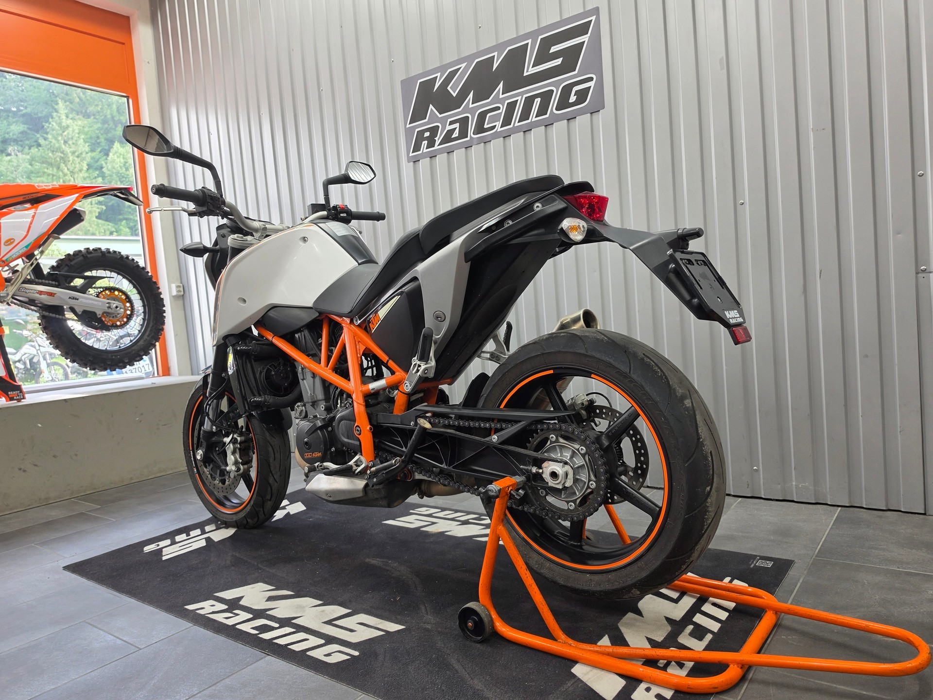 KTM 690 Duke ABS (35kW)-image-9