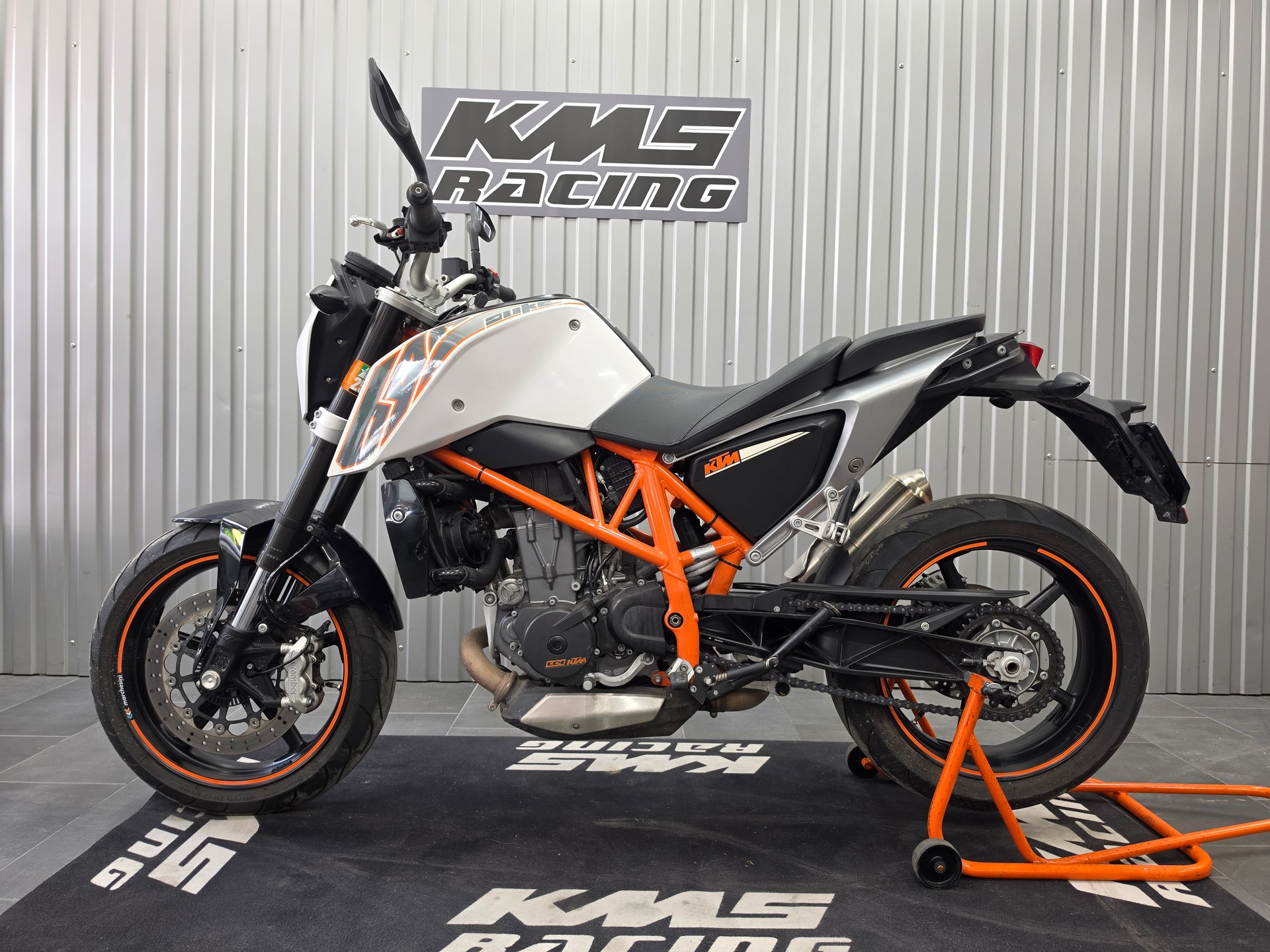 KTM 690 Duke ABS (35kW)-image-8