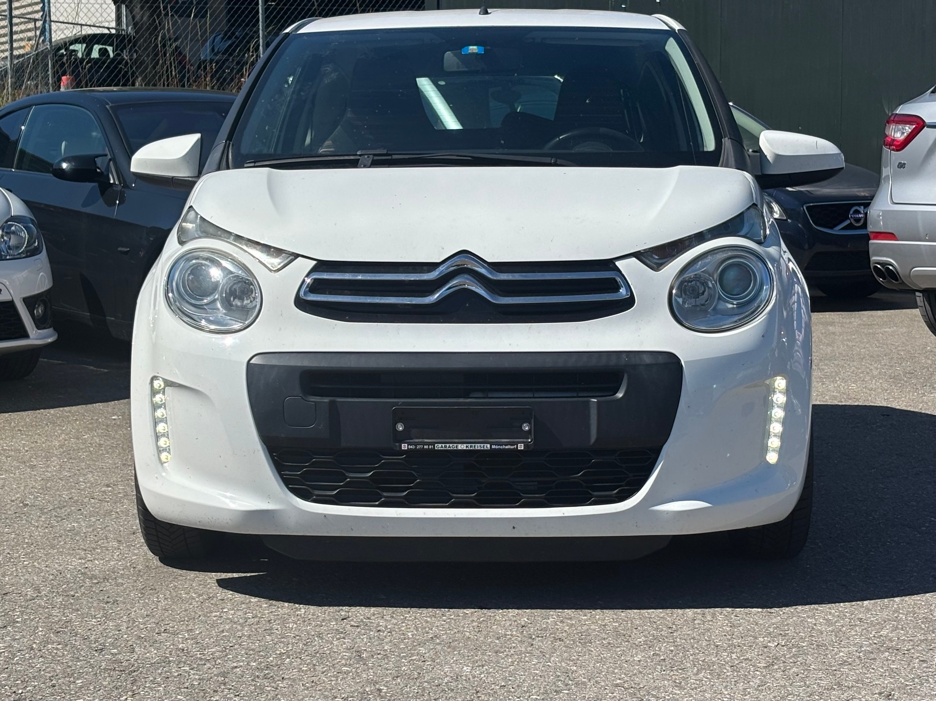 CITROEN C1 1.2 VTi Shine-showroom-element-1