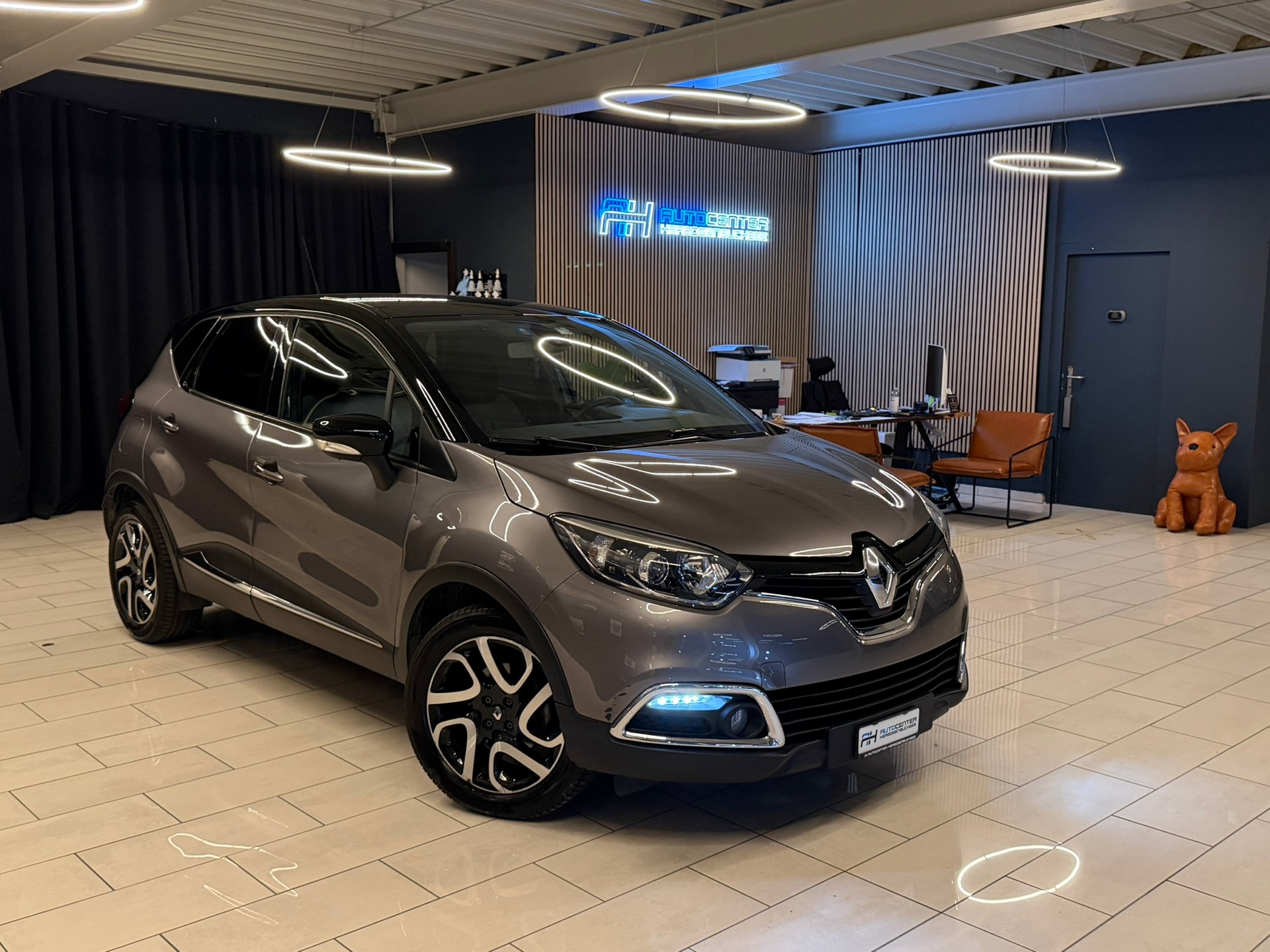 RENAULT Captur 1.2 T 16V Privilège EDC