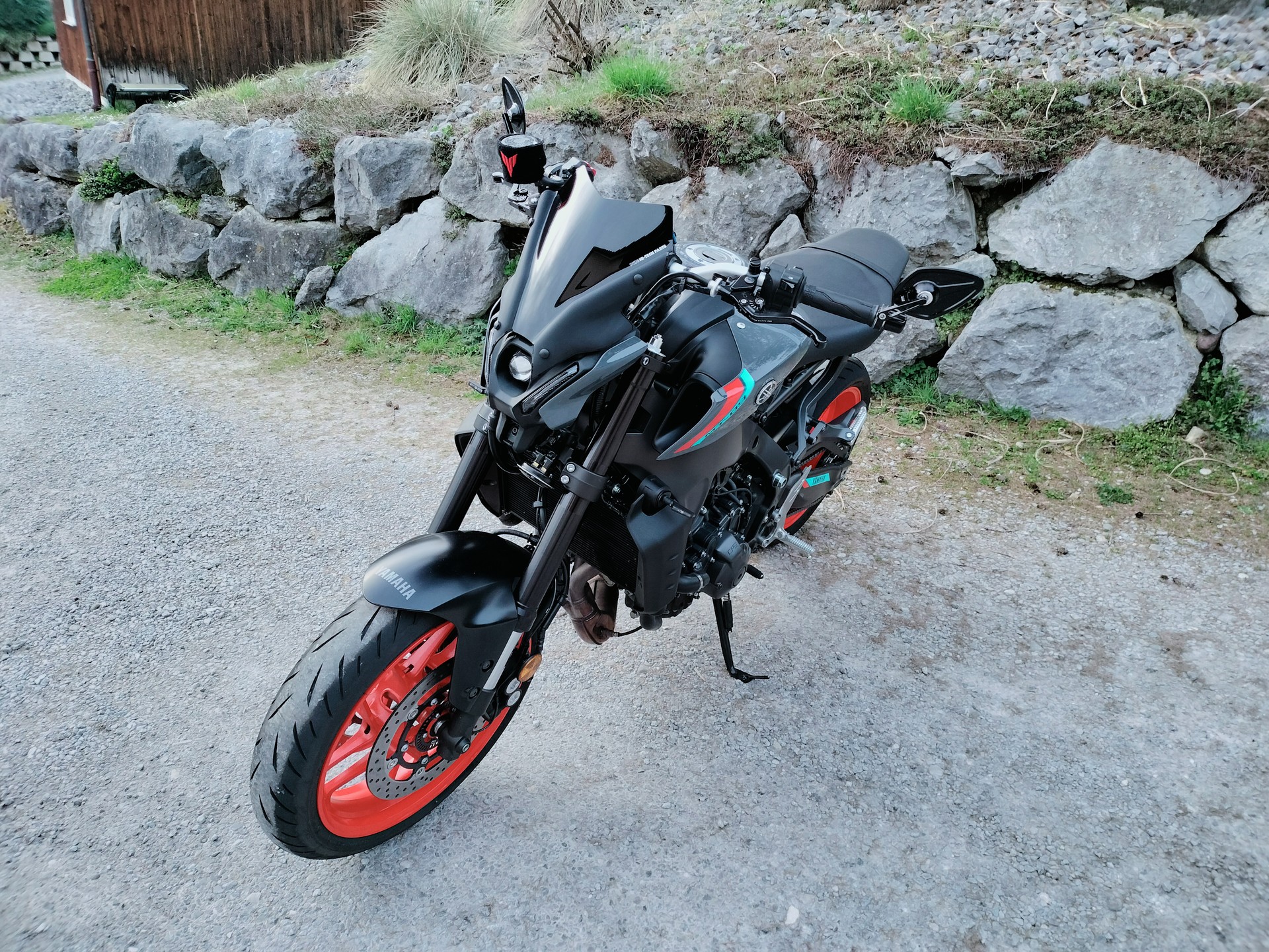 YAMAHA MT-09-image-5