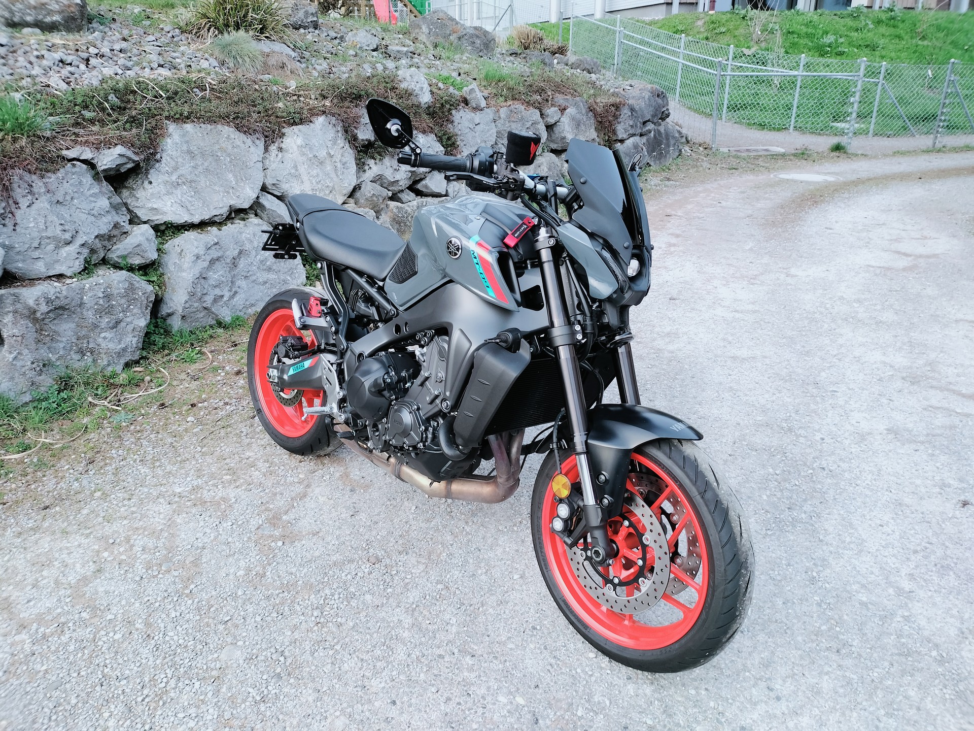YAMAHA MT-09-image-6
