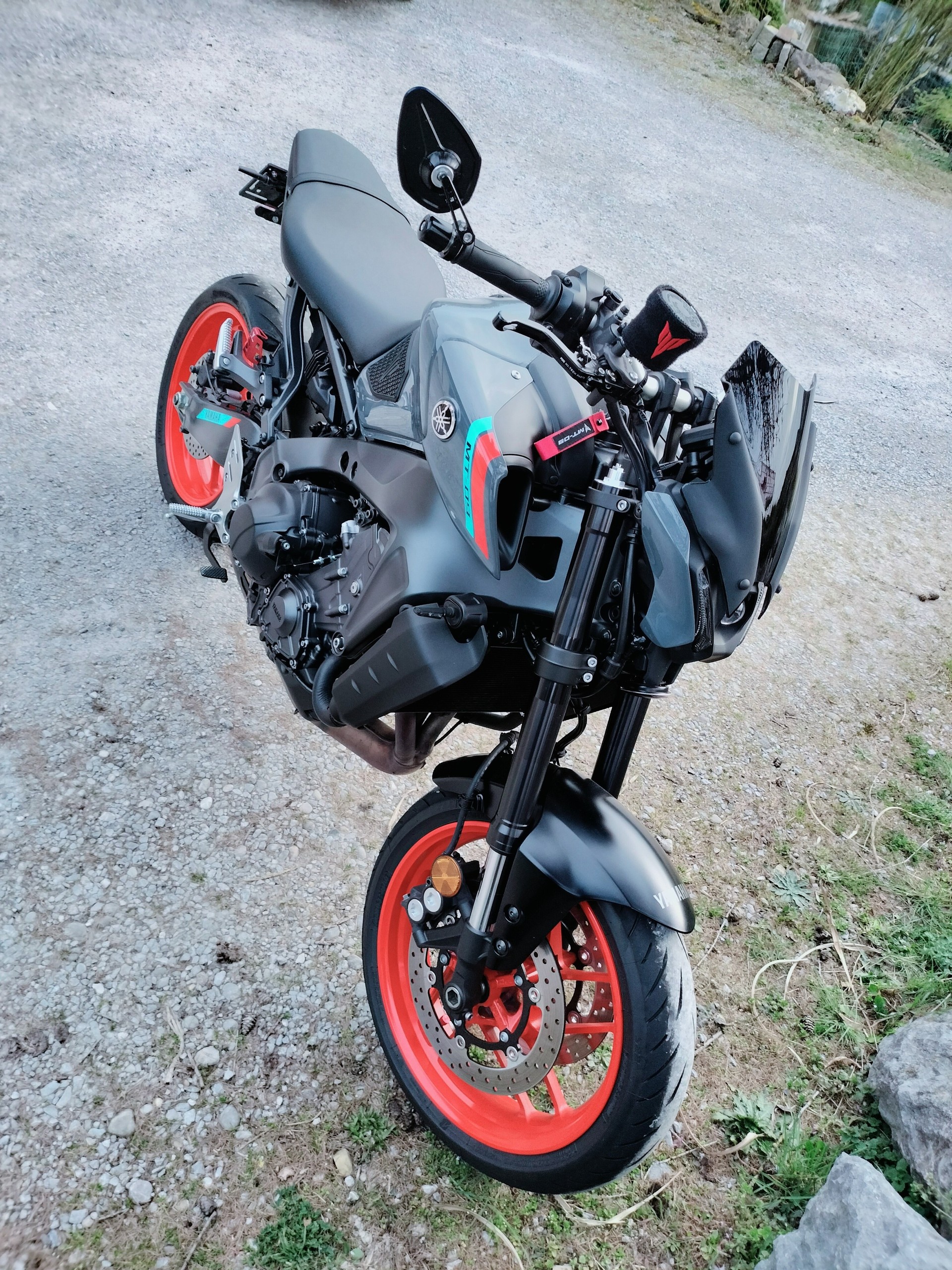 YAMAHA MT-09-image-13