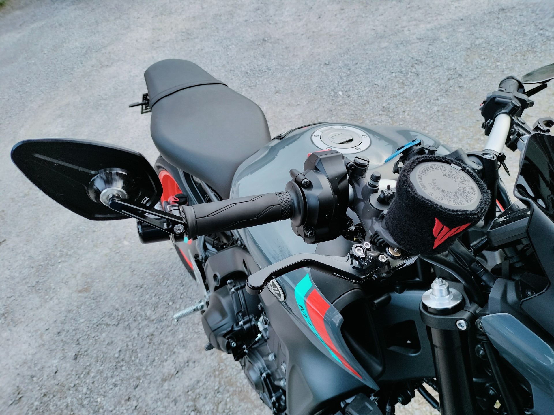 YAMAHA MT-09-image-12