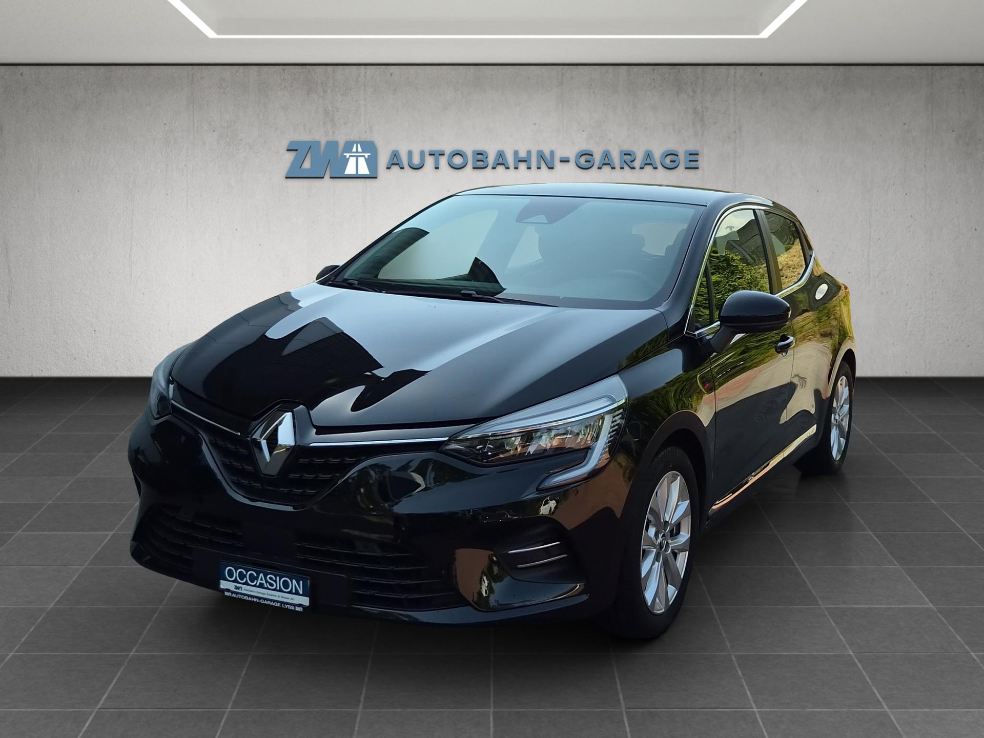 RENAULT Clio 1.6 E-Tech Intens