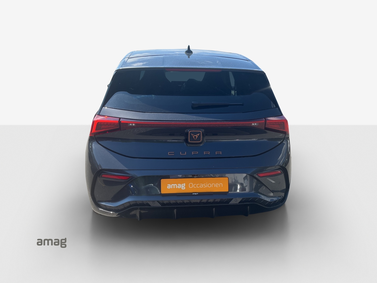 CUPRA Born 58 kWh-showroom-element-3