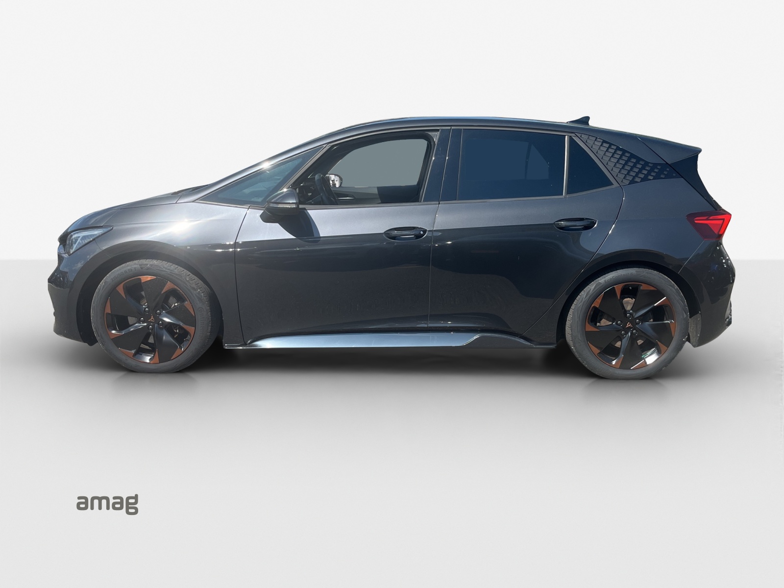 CUPRA Born 58 kWh-showroom-element-1
