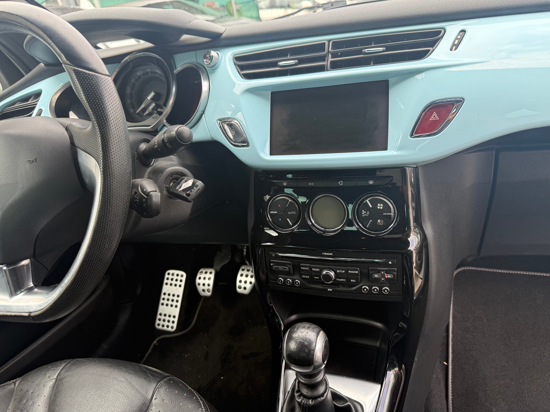 DS AUTOMOBILES DS3 1.6 THP Sport Chic-image-6