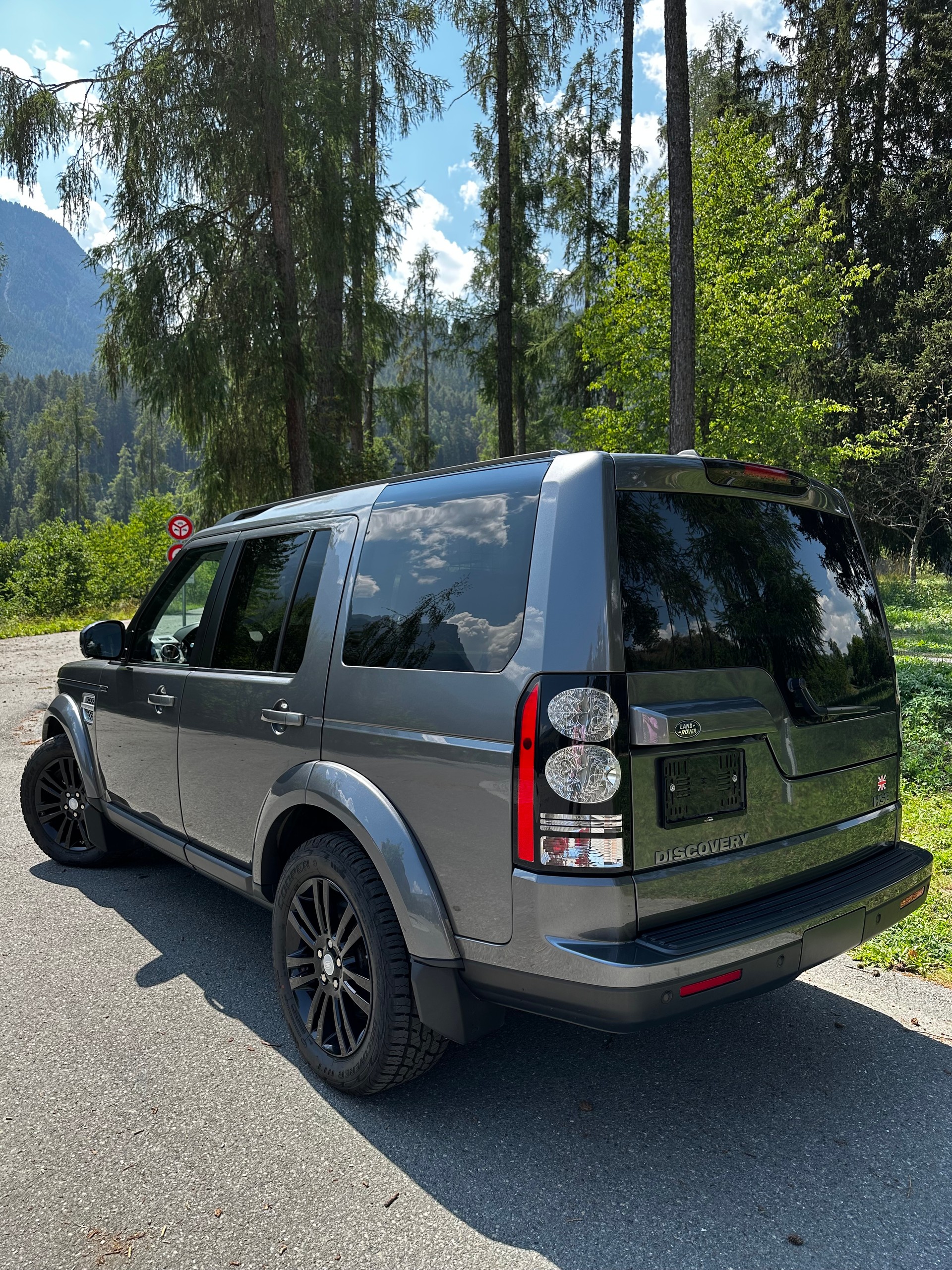 LAND ROVER SDV6 HSE, nur 74'800km-image-4