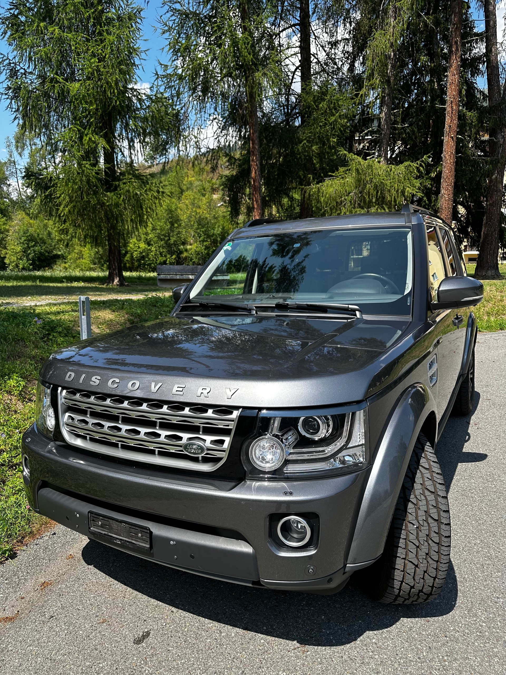 LAND ROVER SDV6 HSE, nur 74'800km-image-2