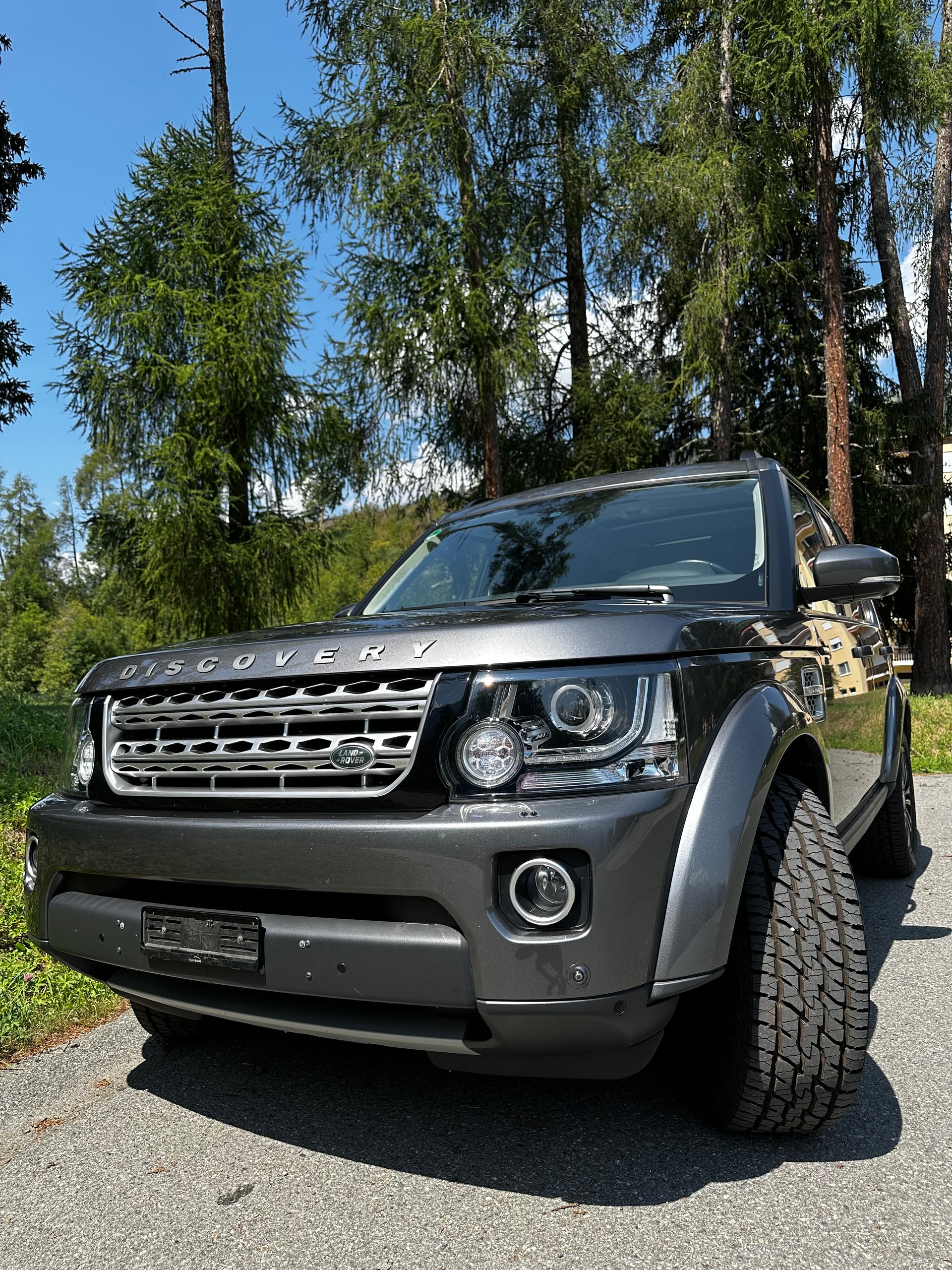 LAND ROVER SDV6 HSE, nur 74'800km-image-3
