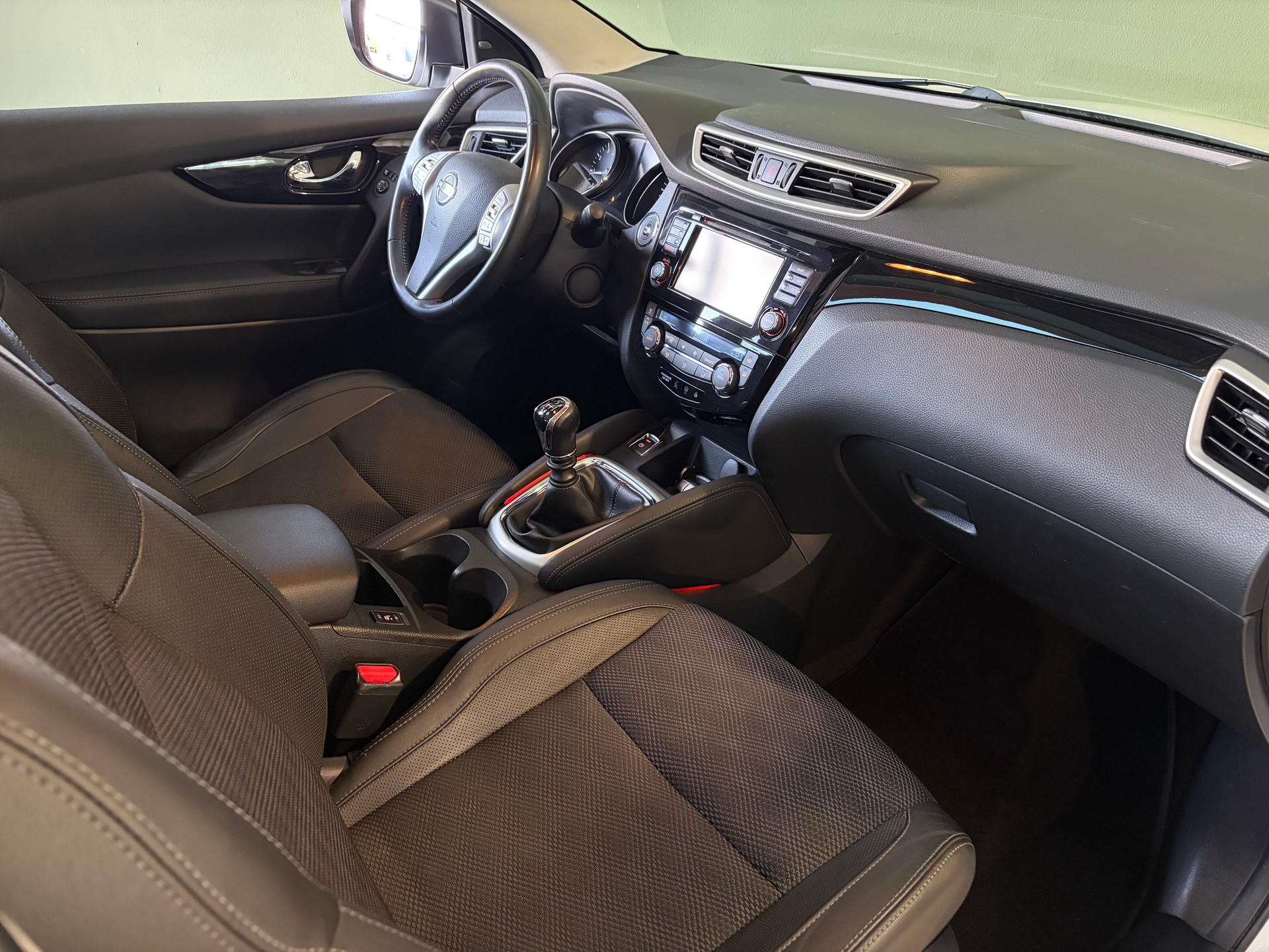 NISSAN Qashqai 1.6 DIG-T tekna * CH-Fahrzeug * Ab MFK * Anhängerkupplung *-image-14