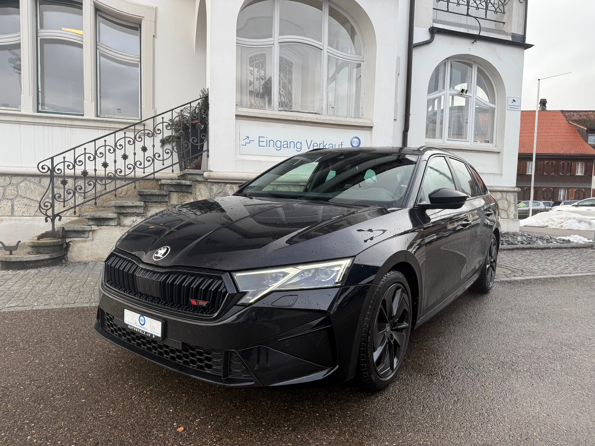 SKODA Octavia Combi 2.0 TSI RS DSG-showroom-element-1