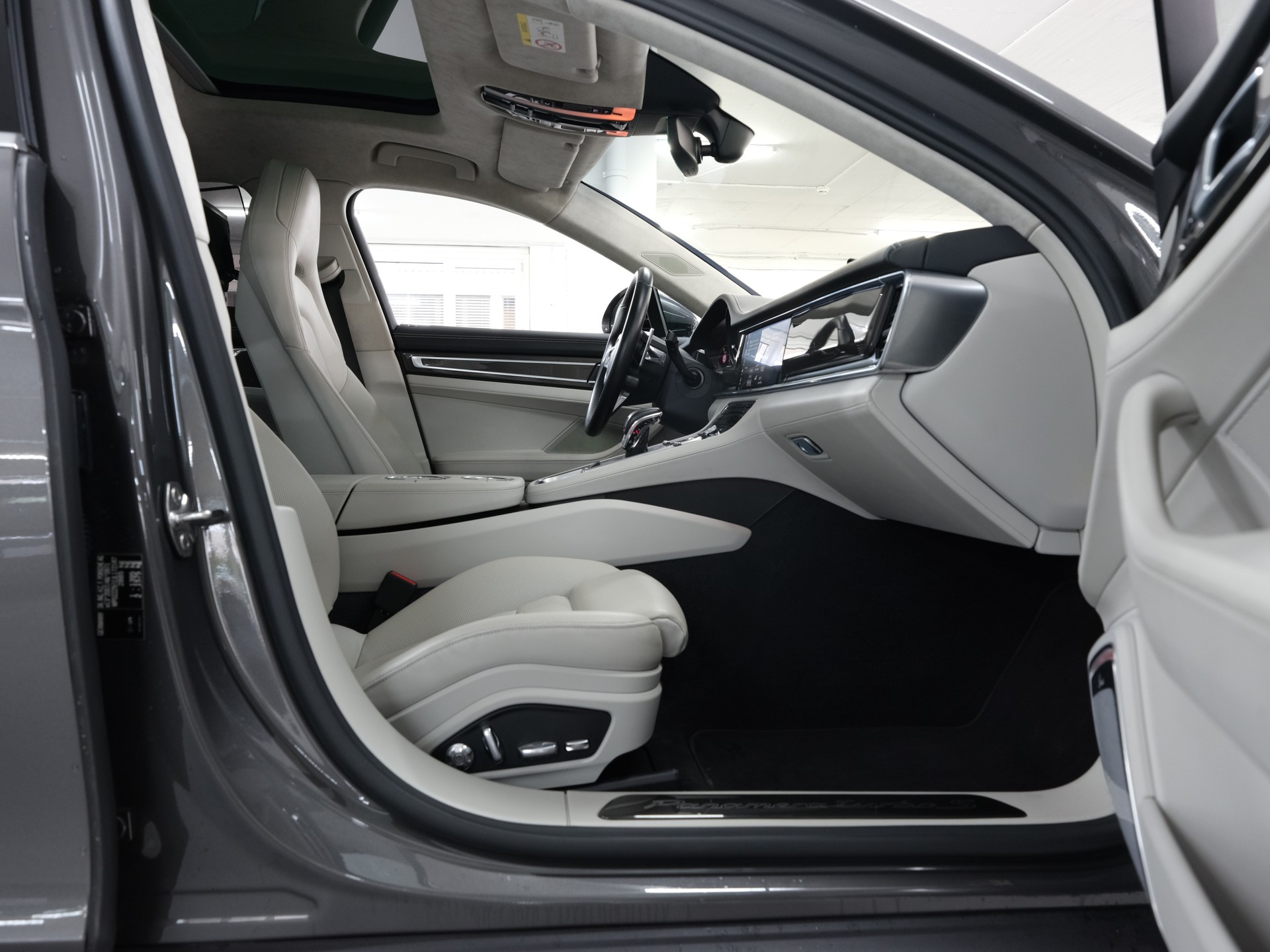 PORSCHE Panamera Turbo S Executive E-Hybrid PDK *Porsche Aproved* *Sport Chrono* *Vollausstattung*-image-36