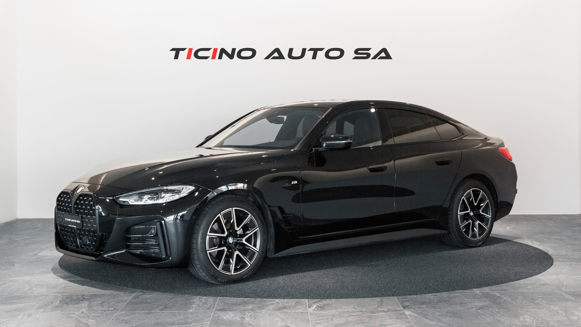 BMW 420d xDrive M Sport-showroom-element-3