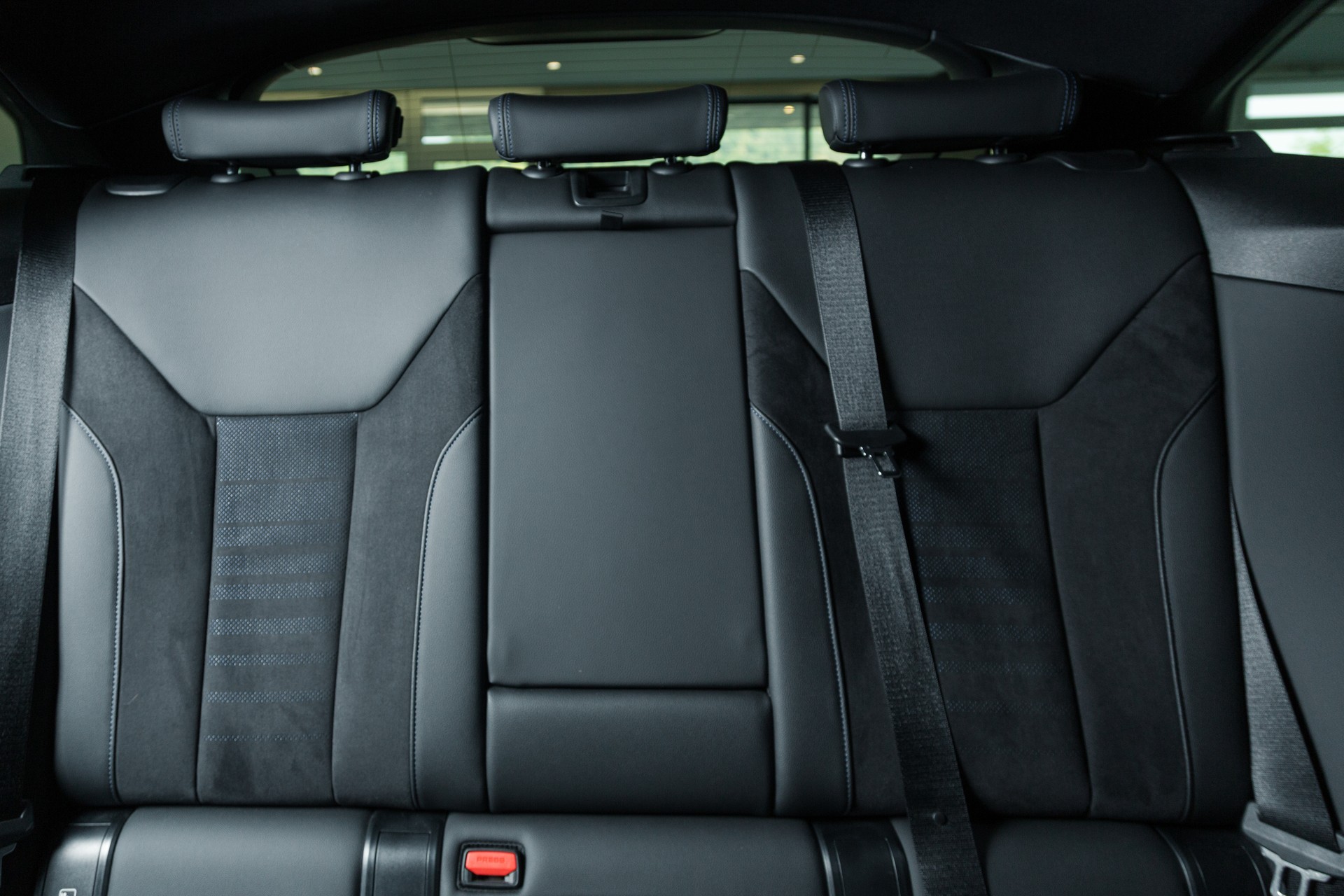 BMW 420d xDrive M Sport-image-9