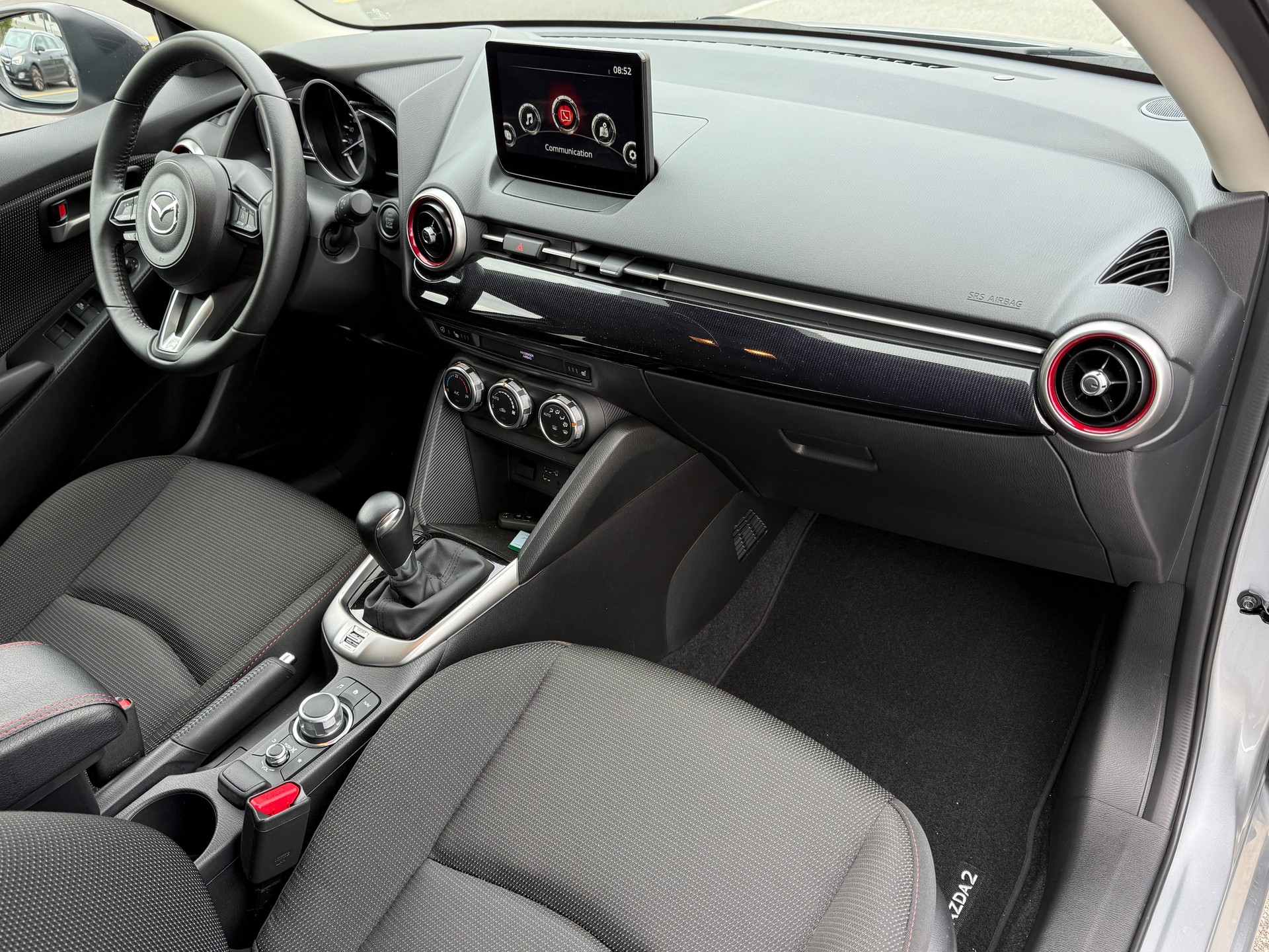 MAZDA 2 SKYACTIV-G 90 Homura Automat - Dernier Service Mazda fait le 11-06-2026 à 2’374 km - Garantie Mazda valable jusqu’a 01.2028-image-13