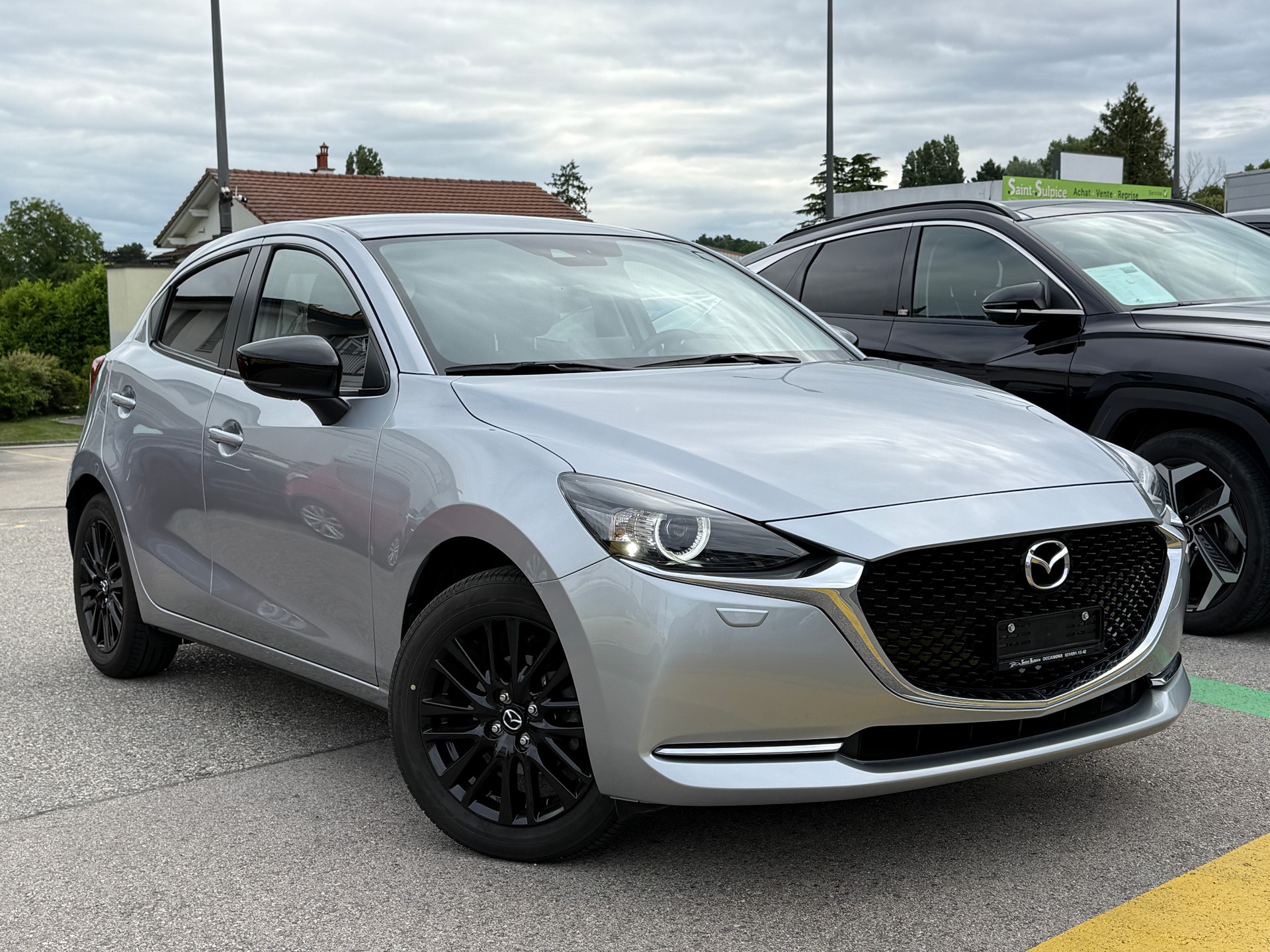 MAZDA 2 SKYACTIV-G 90 Homura Automat - Dernier Service Mazda fait le 11-06-2026 à 2’374 km - Garantie Mazda valable jusqu’a 01.2028-showroom-element-1