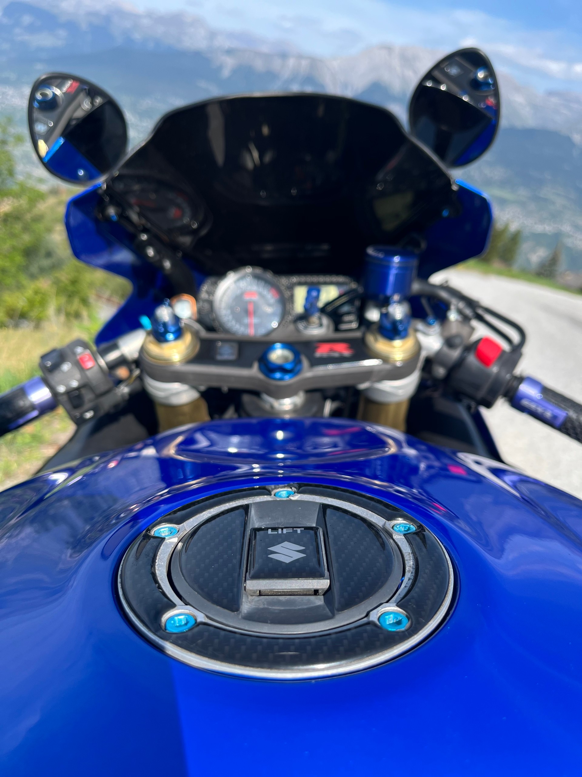 SUZUKI GSX-R 600 U K4/K5 (25kW)-image-8