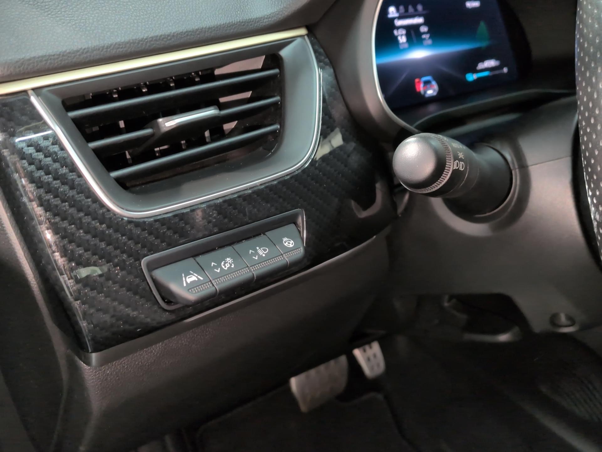 RENAULT Arkana 1.6 E-Tech Engineered-image-18