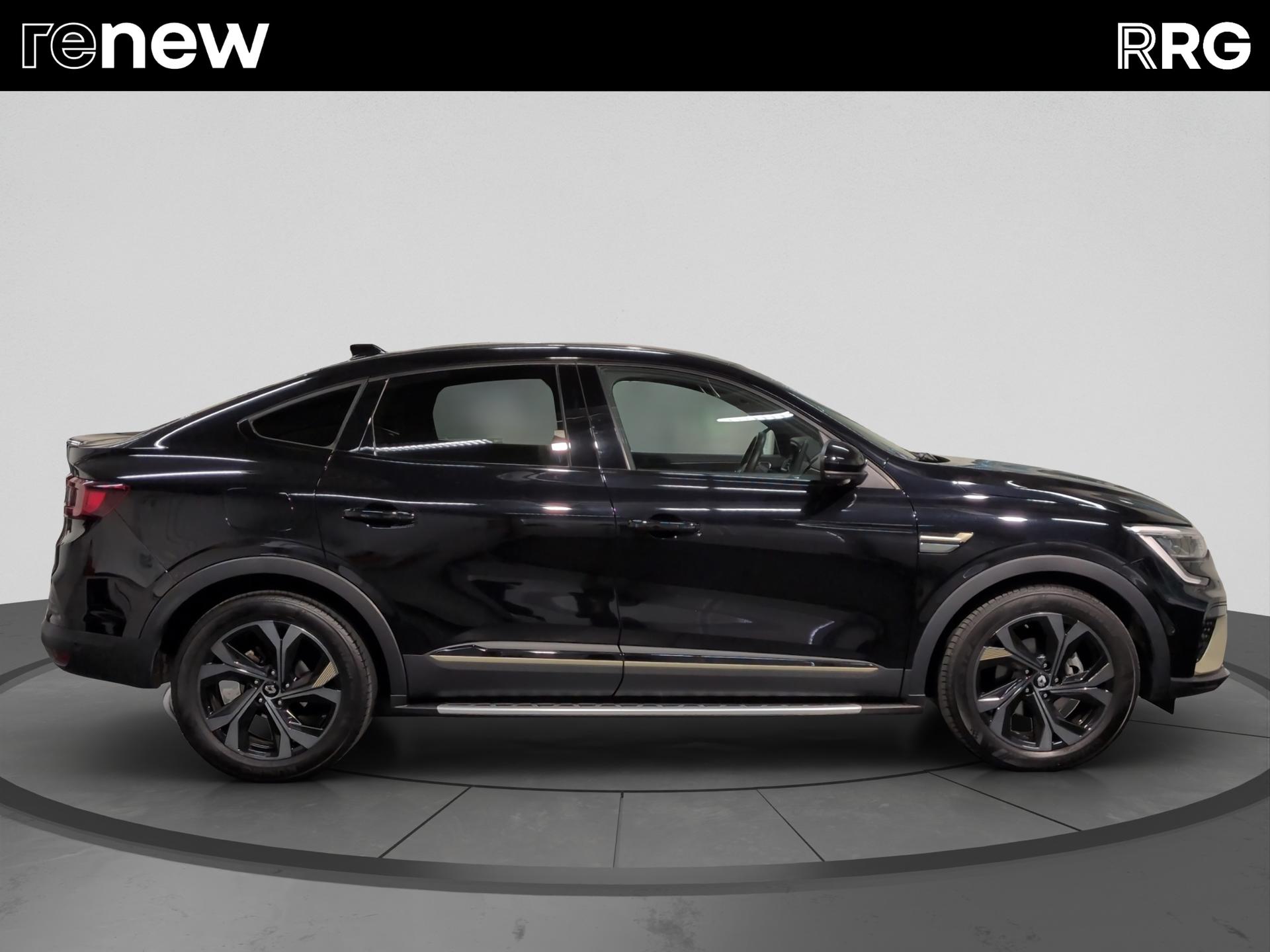 RENAULT Arkana 1.6 E-Tech Engineered-showroom-element-1