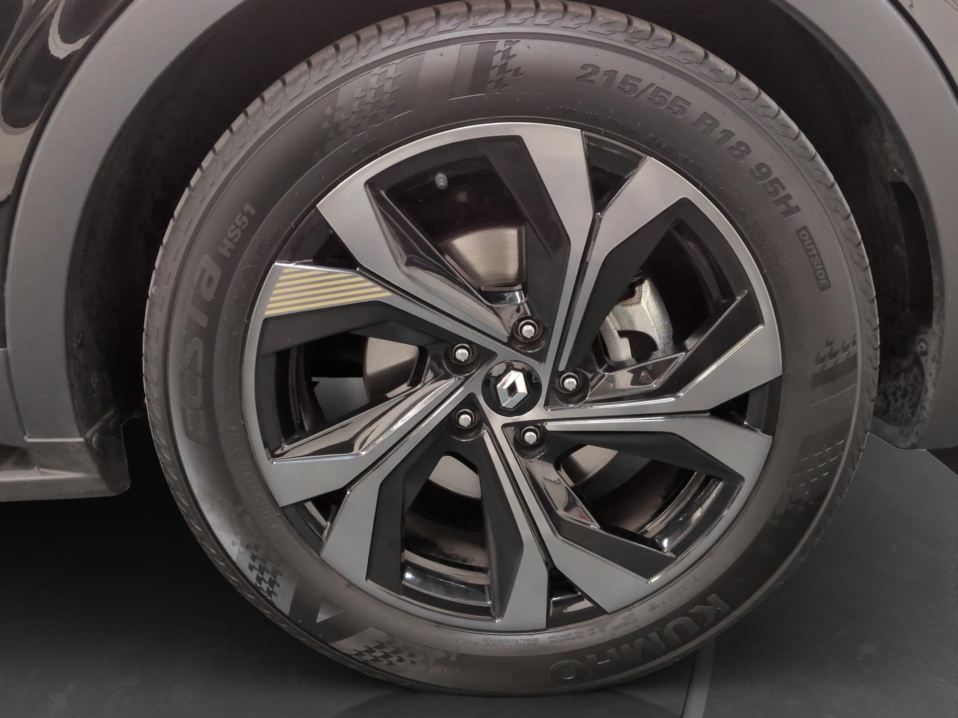 RENAULT Arkana 1.6 E-Tech Engineered-image-17