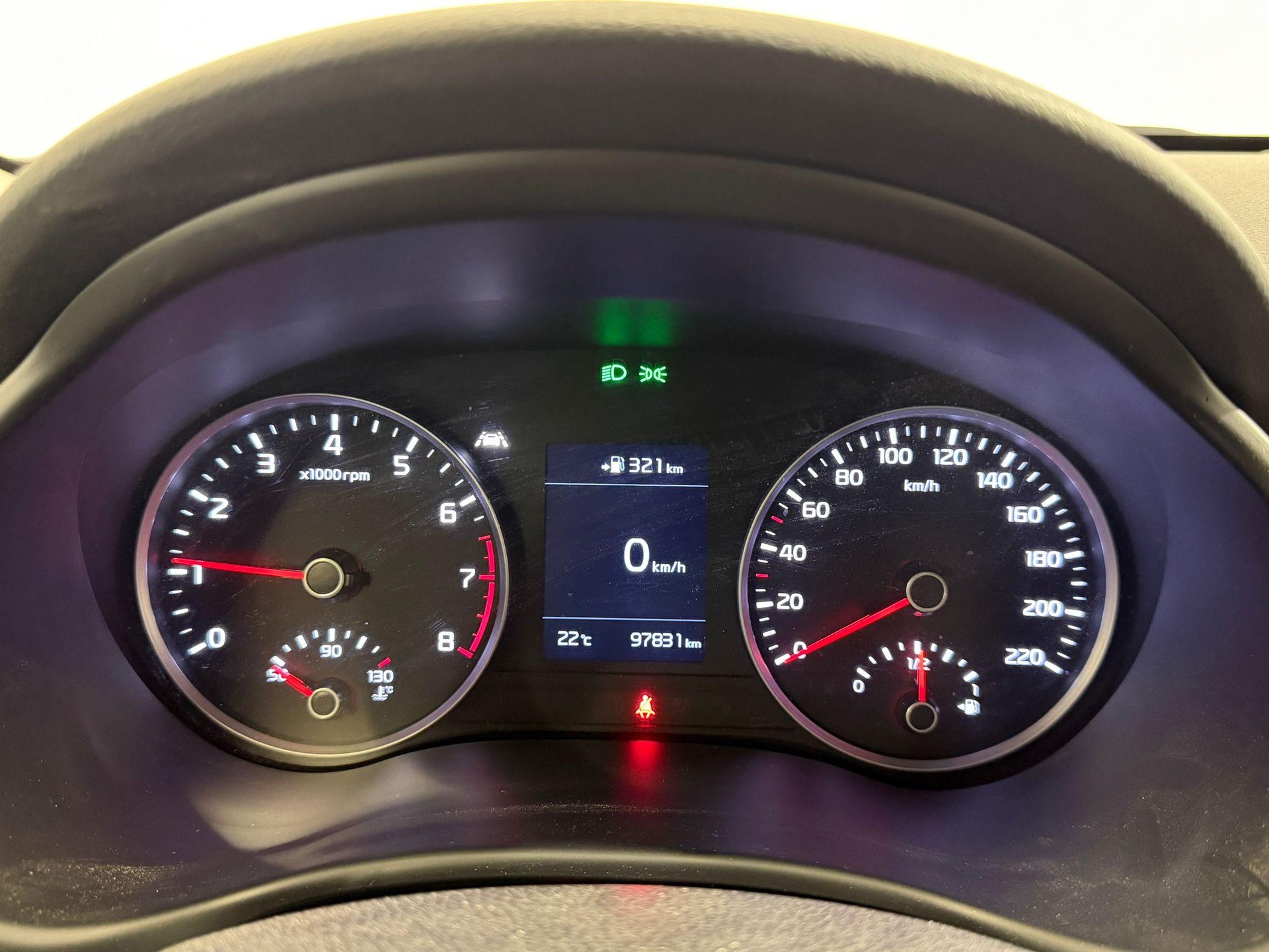 KIA Stonic 1.0 T-GDi-showroom-element-3