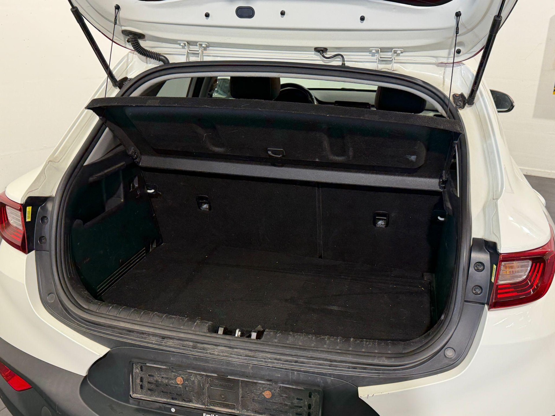 KIA Stonic 1.0 T-GDi-image-9