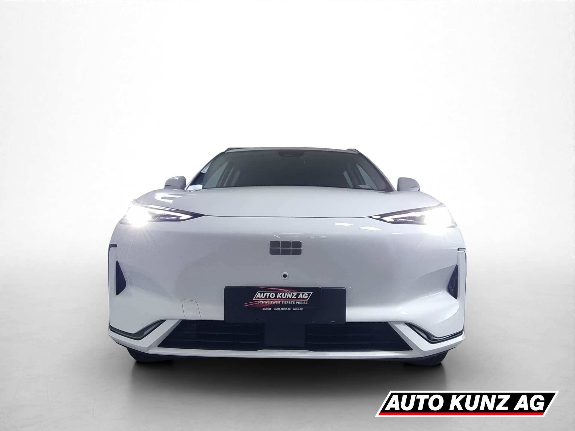 GEELY E5 Pro+ FWD-showroom-element-1