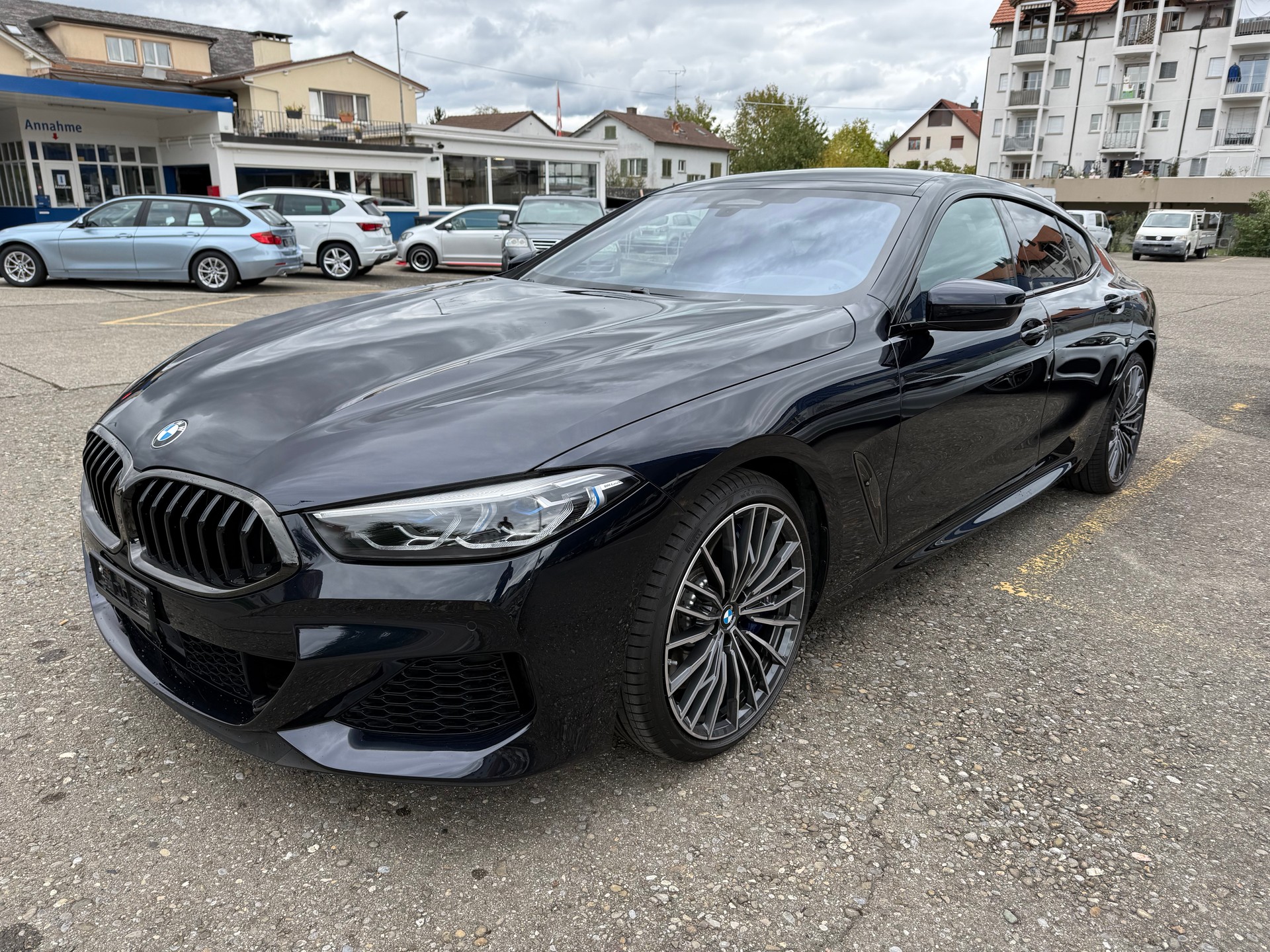 BMW M850i xDrive Steptronic-showroom-element-2