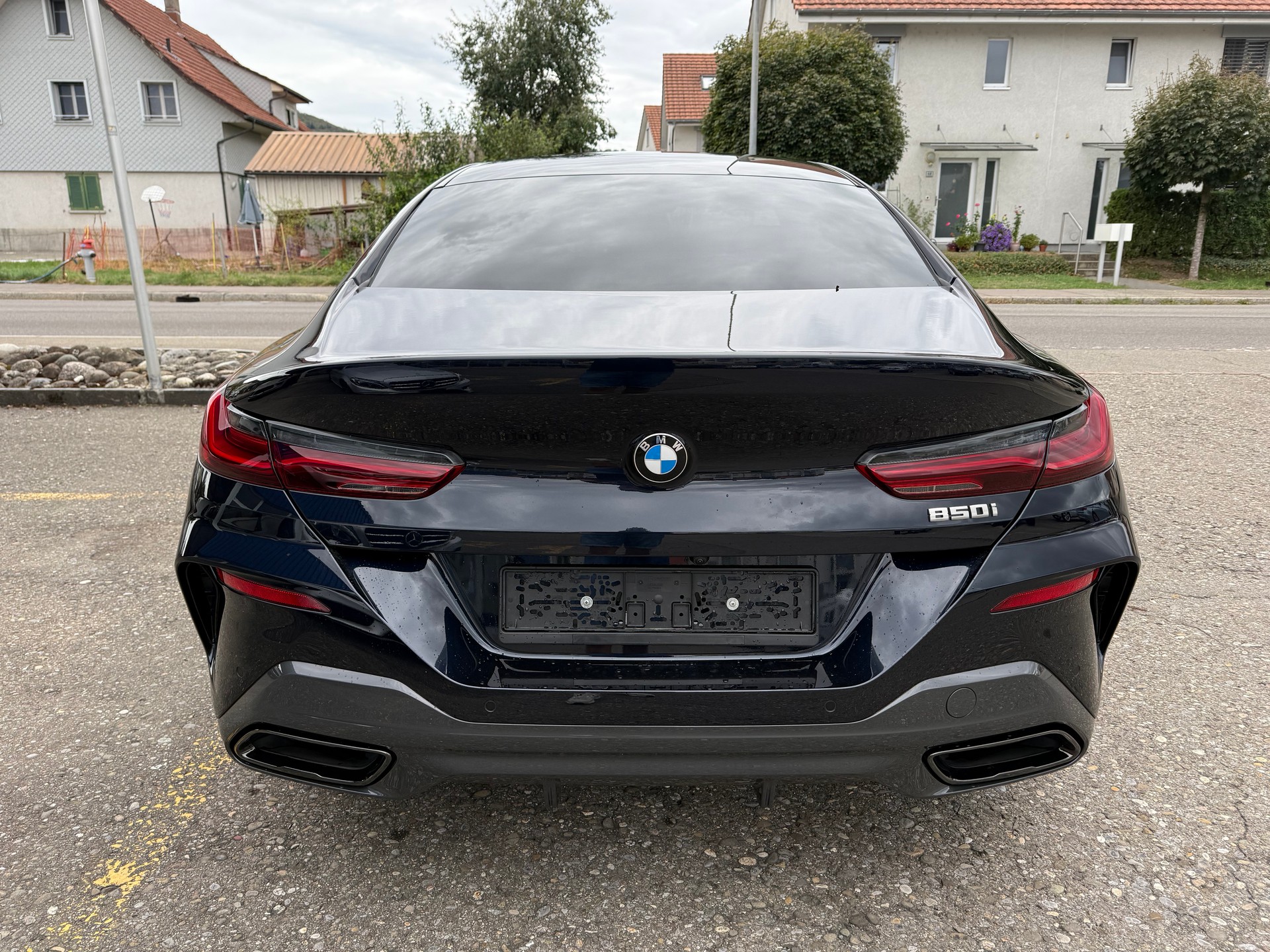 BMW M850i xDrive Steptronic-showroom-element-3