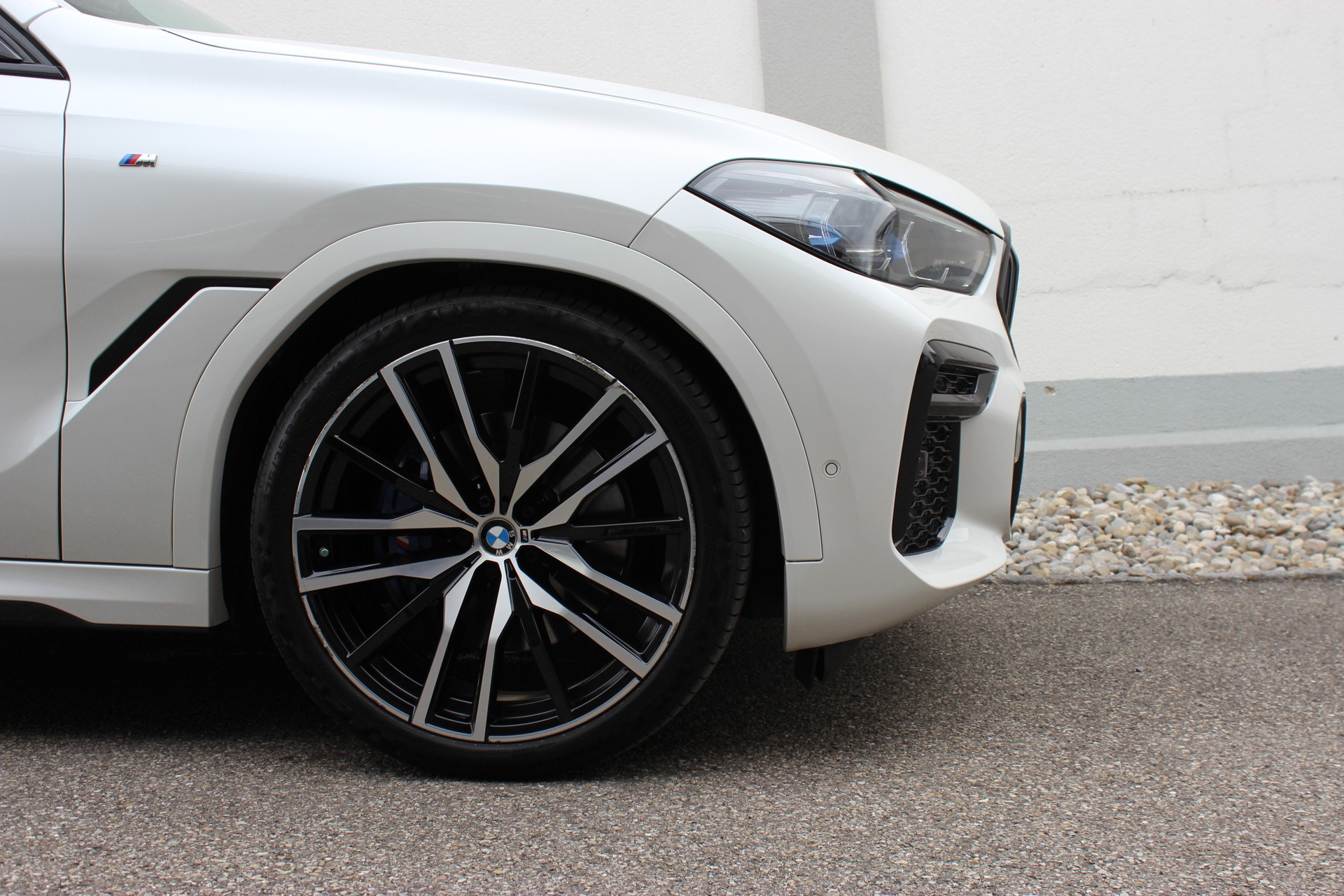 BMW X6 xDrive 48V 30d M Sport *MINERALWEISS METALLIC*-image-6