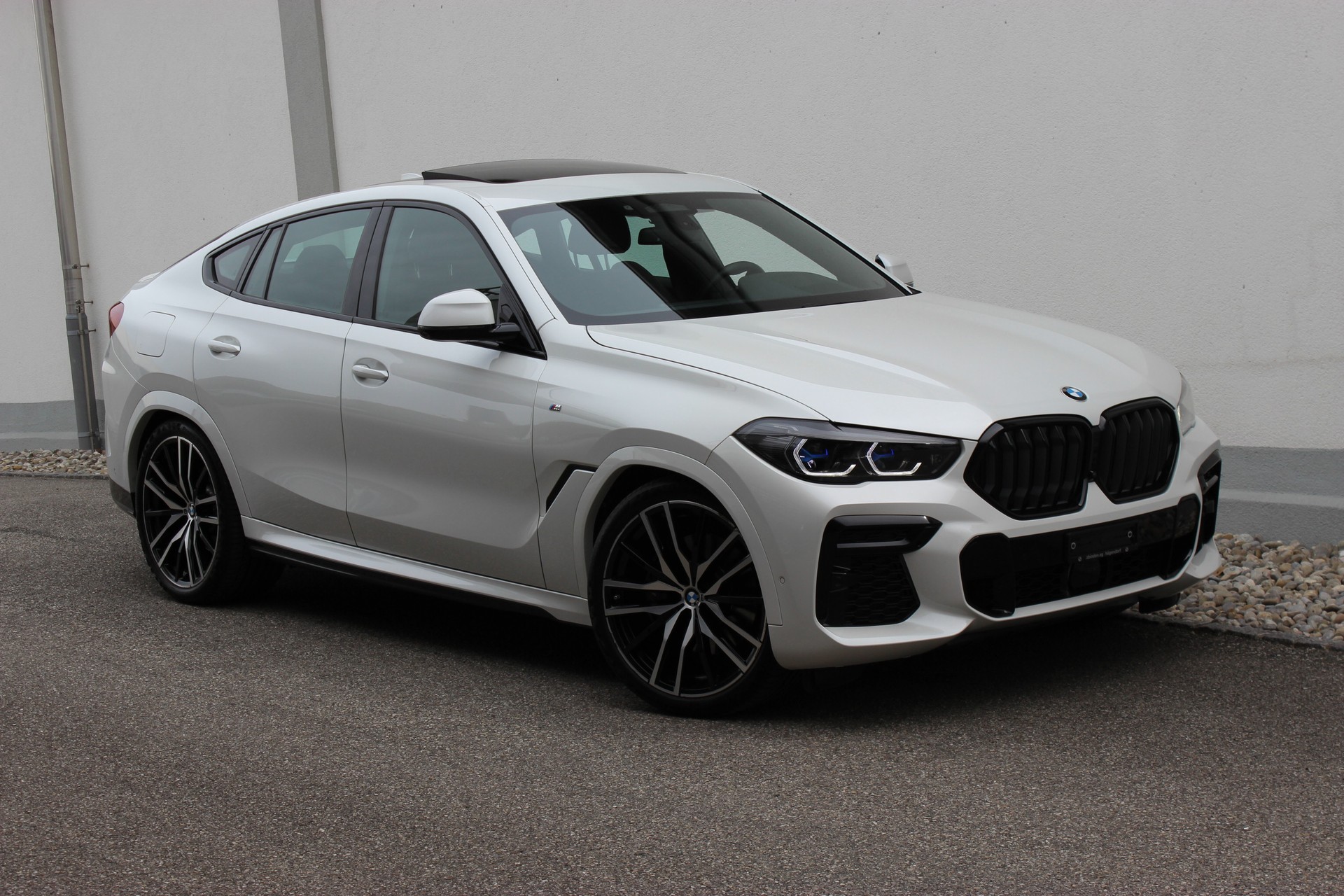 BMW X6 xDrive 48V 30d M Sport *MINERALWEISS METALLIC*
