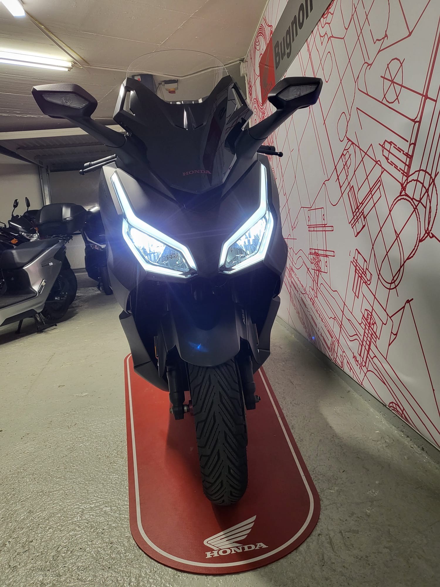 HONDA Nss 125 Forza Special Edition-image-8