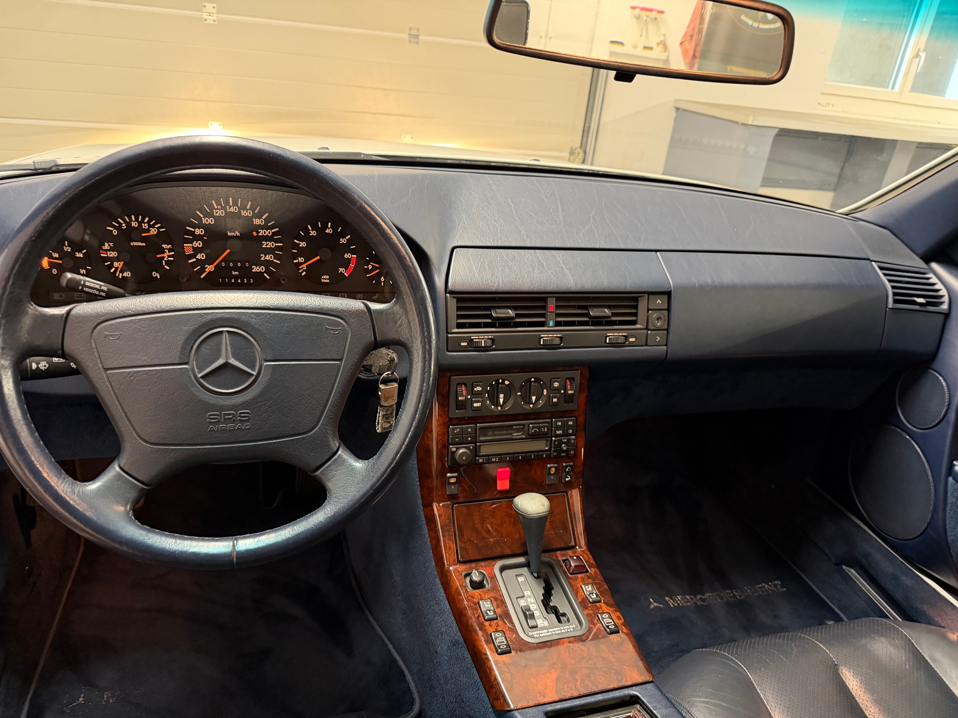 MERCEDES-BENZ SL 500 Automatic-image-15