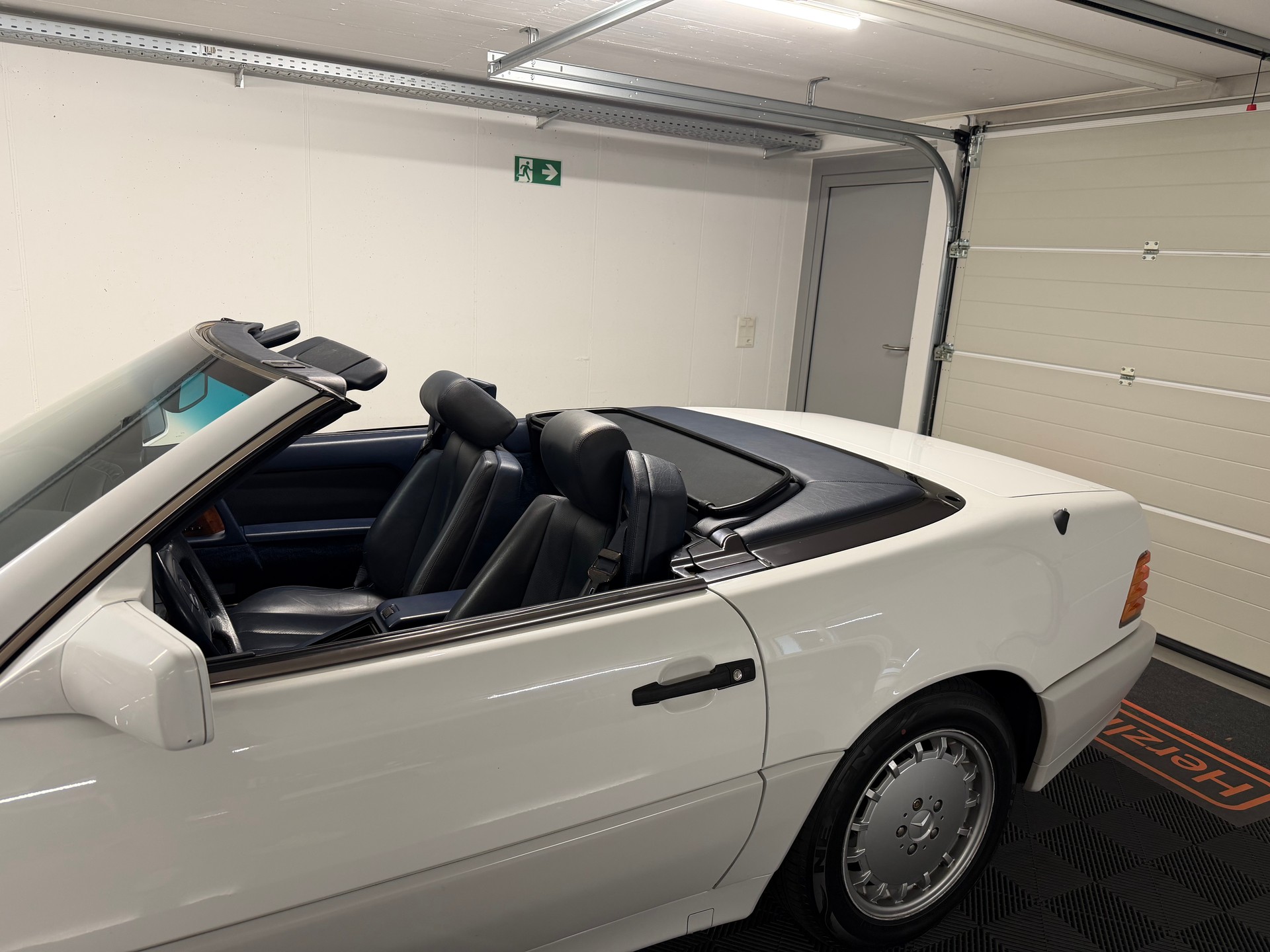 MERCEDES-BENZ SL 500 Automatic-image-10