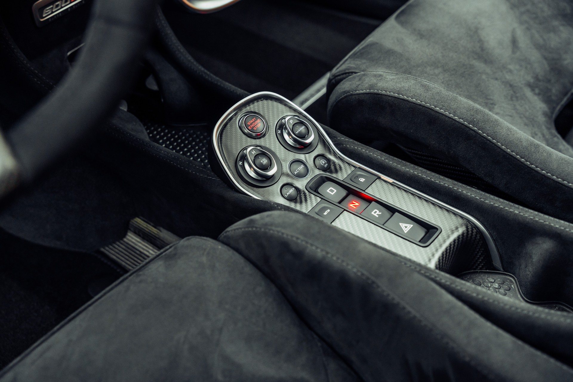 McLAREN 600LT Coupé 3.8 V8 SSG Chicane Effect-image-11