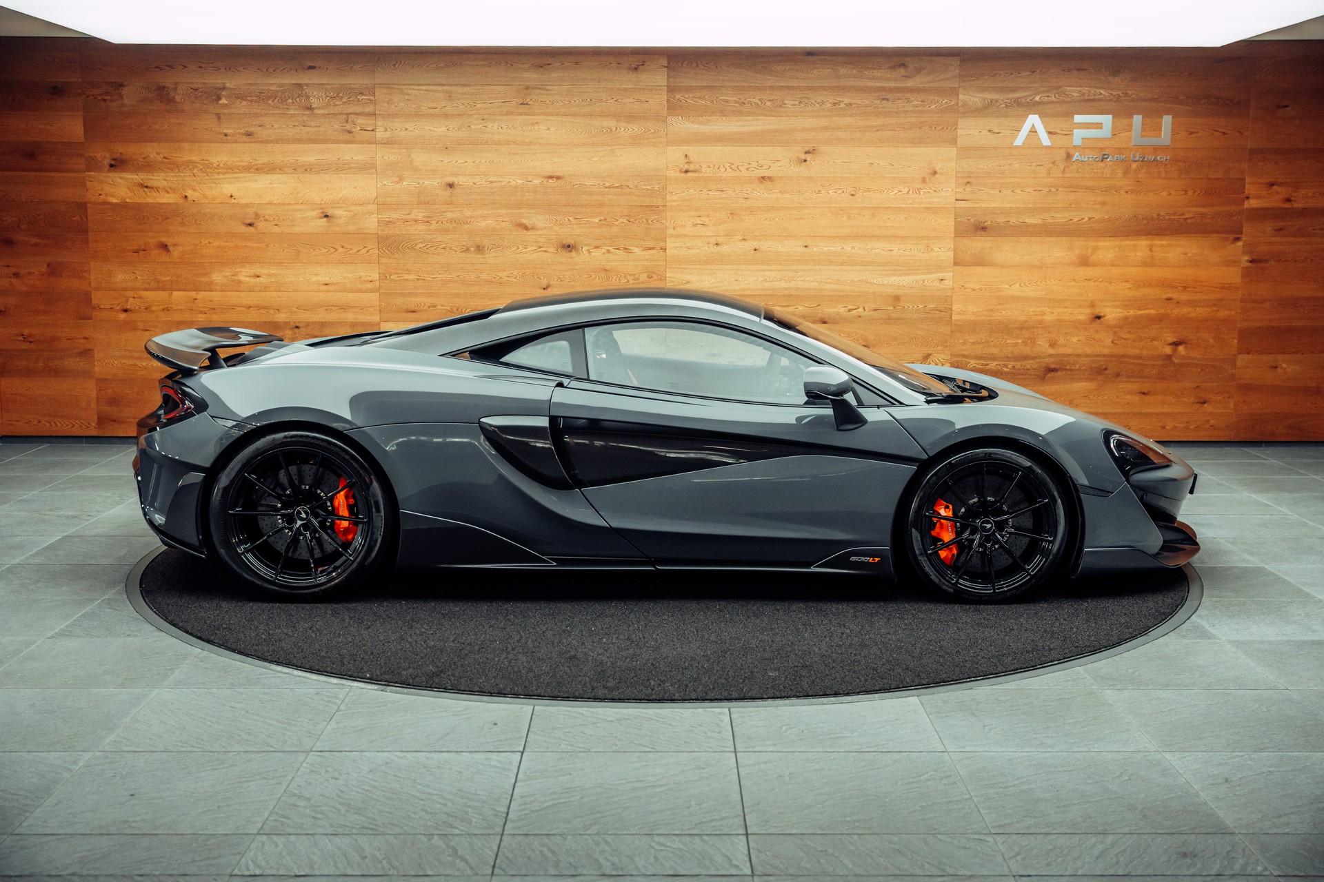 McLAREN 600LT Coupé 3.8 V8 SSG Chicane Effect-image-10