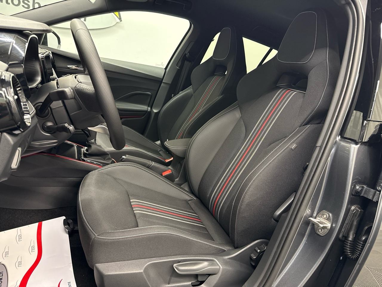 SKODA Fabia 1.5 TSI Monte Carlo DSG-showroom-element-3